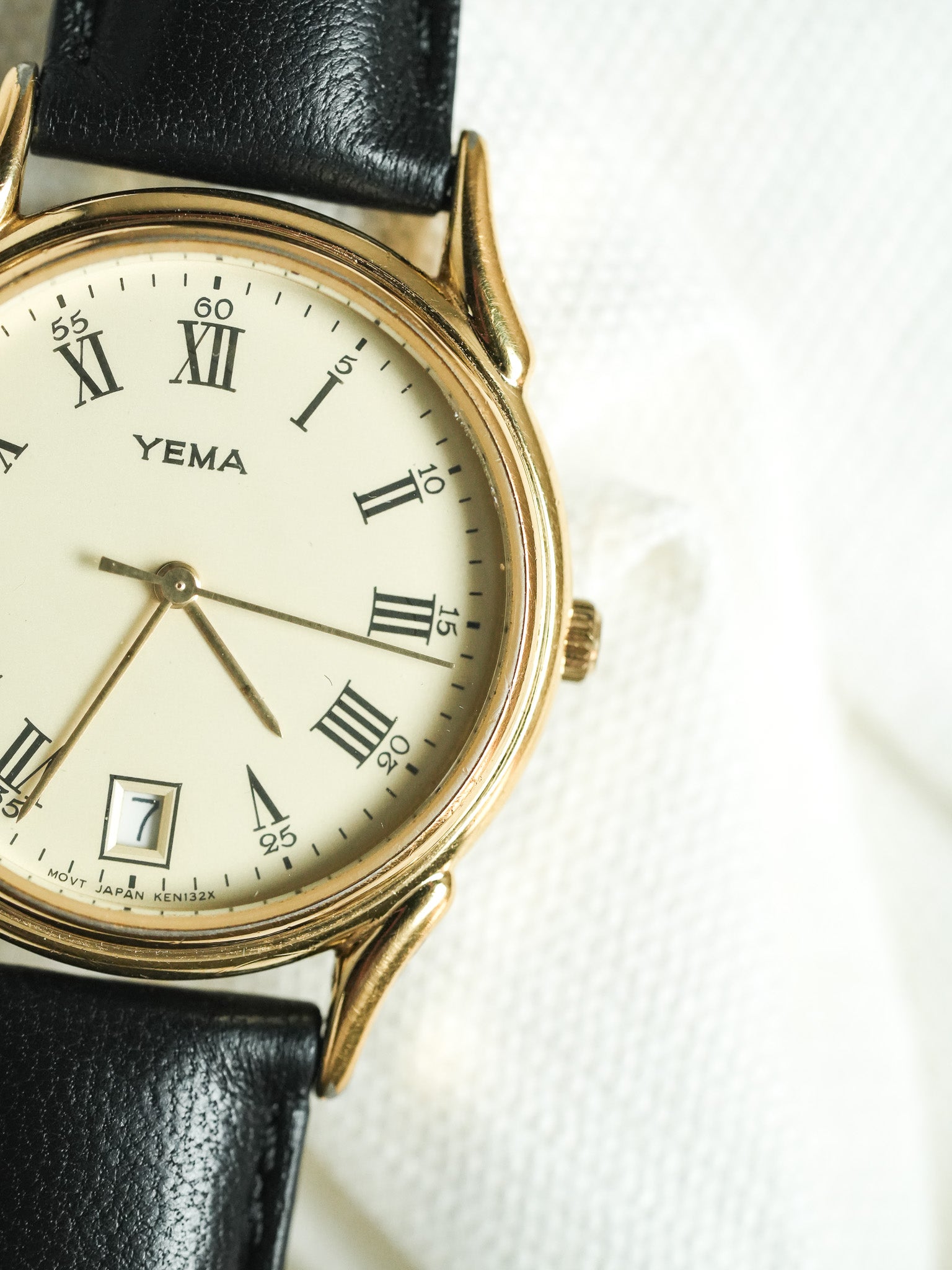 Yema - Romain Gourde d'eau Date Or - 1990s - Atelier Victor - Vintage Shop