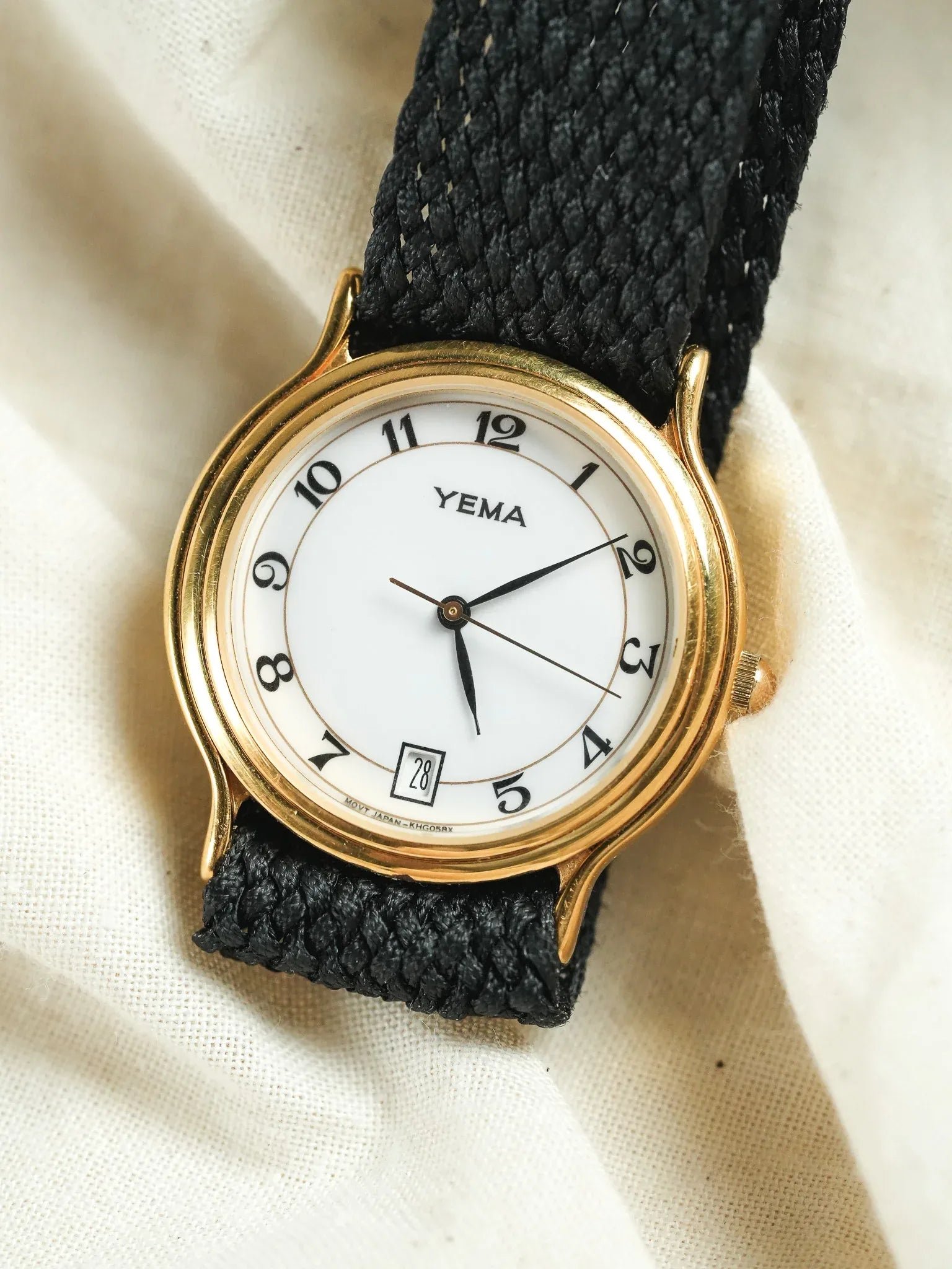 Yema - Ronde Or Date 6h Cornes tombantes - 1990s - Atelier Victor