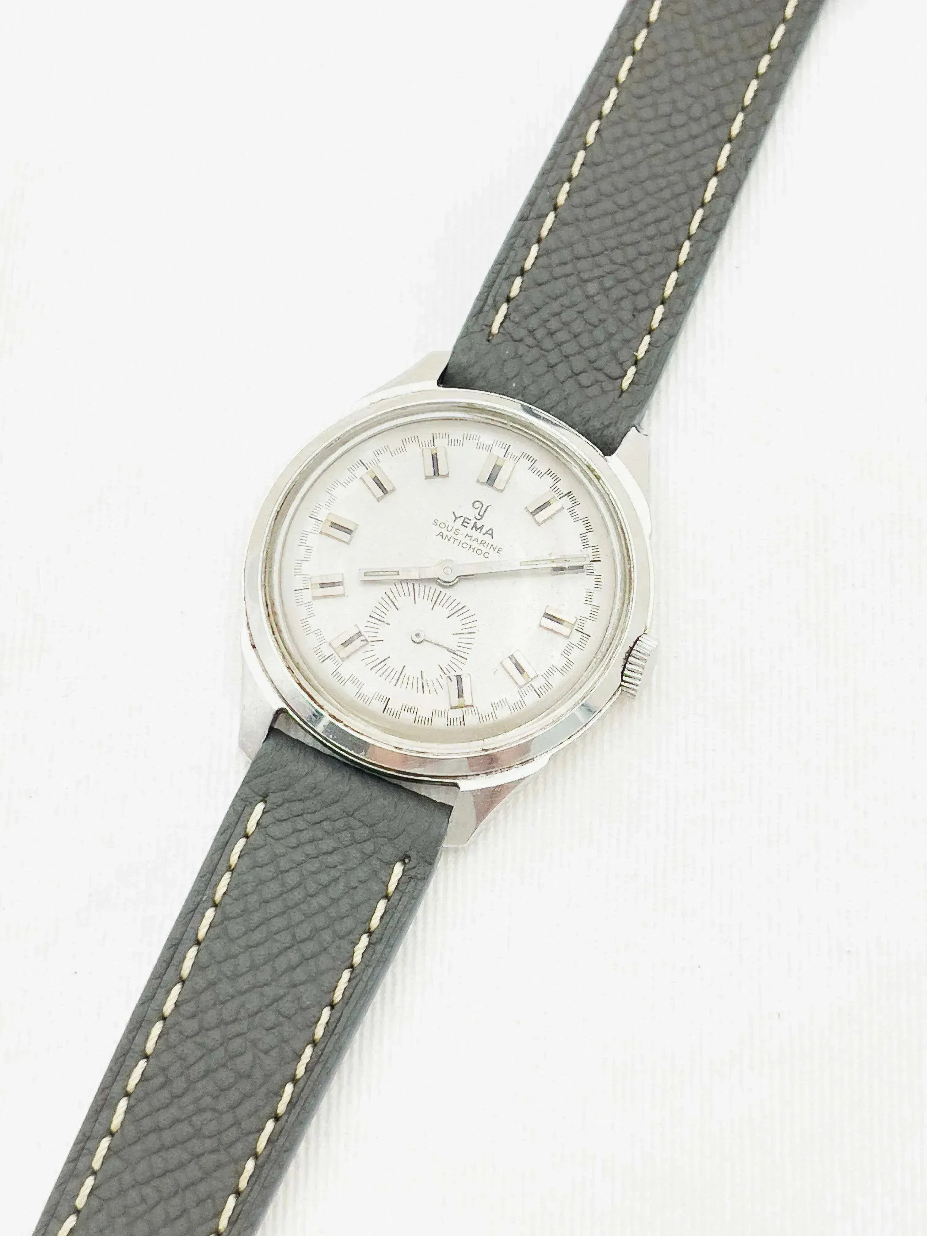 Yema - Sous Marine Antichoc Petite Seconde - 1970’s - Atelier Victor