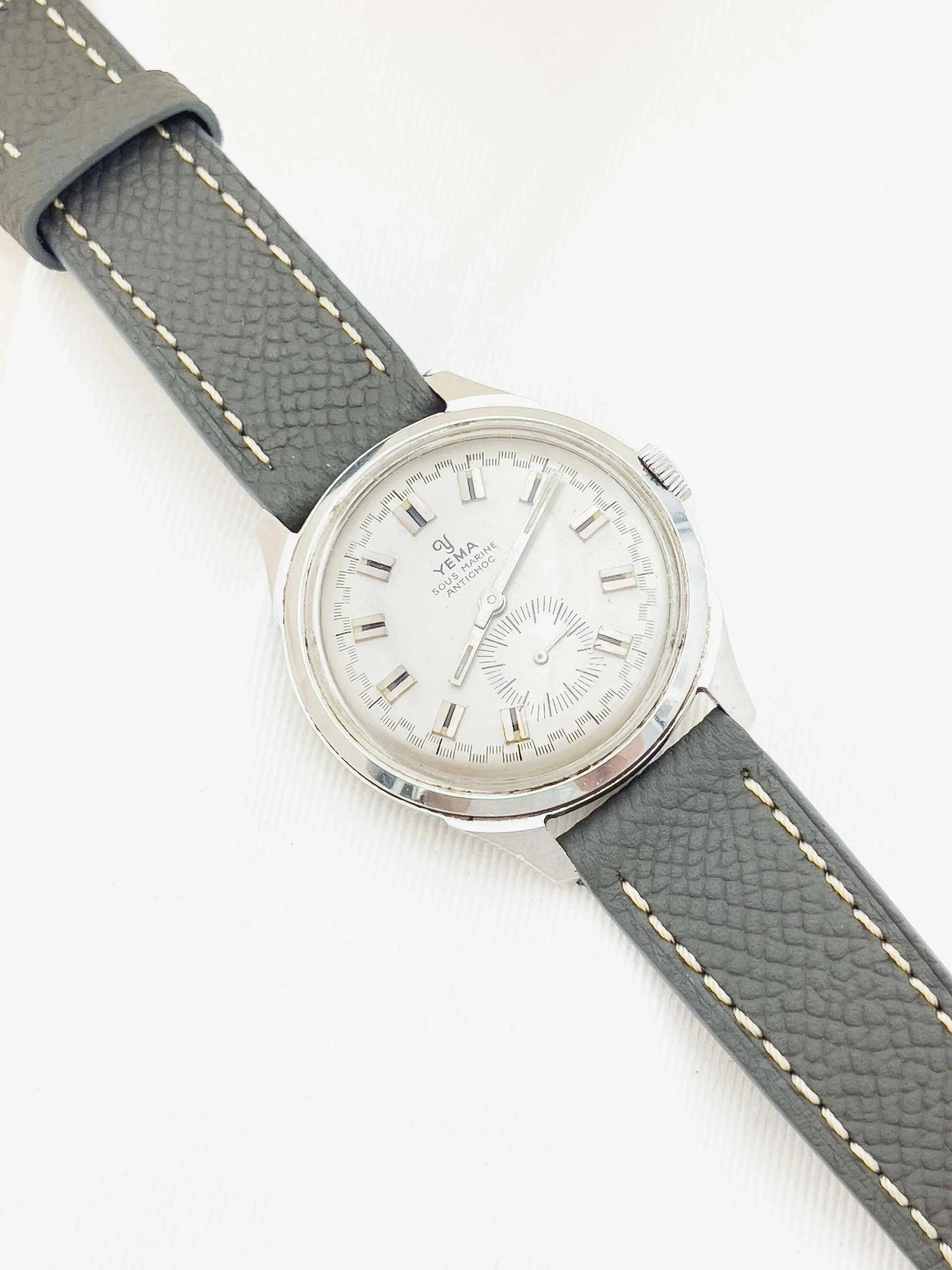 Yema - Sous Marine Antichoc Petite Seconde - 1970’s - Atelier Victor - Vintage Shop