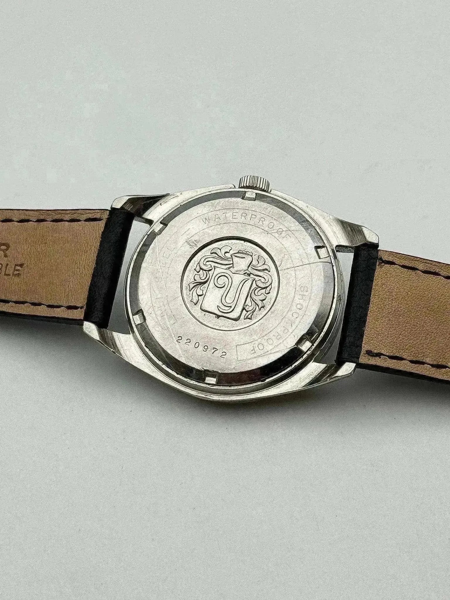 Yema - Sous-Marine Petite Seconde Date - 1960s - Atelier Victor