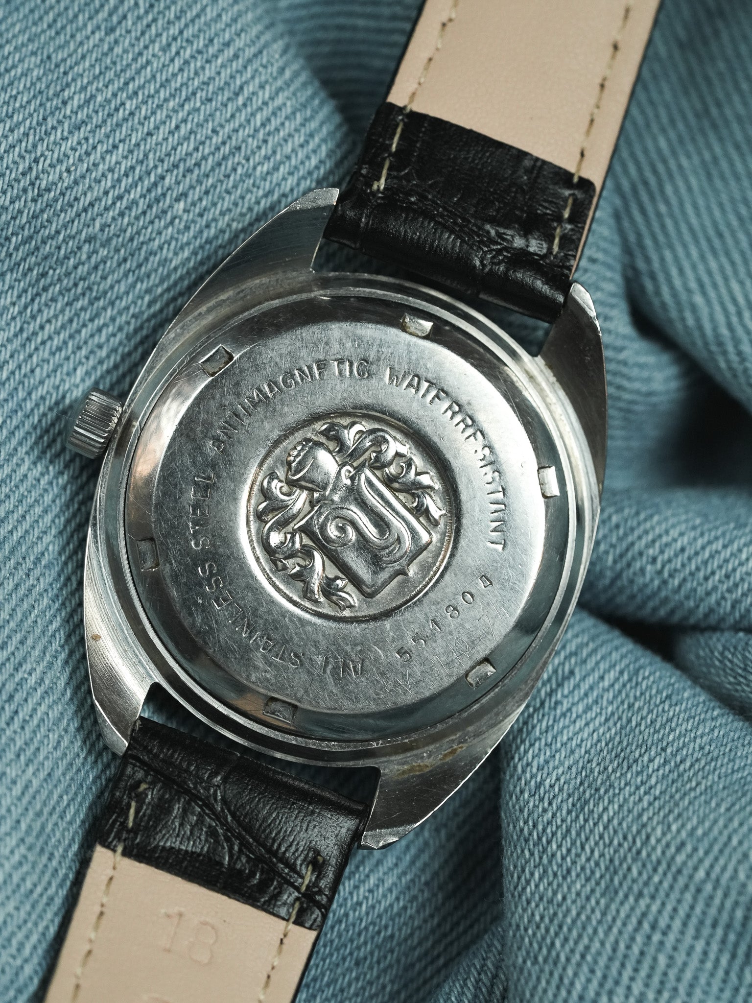 Yema - Sous Marine Tonneau Petite-Seconde Date - 1960s - Atelier Victor - Vintage Shop