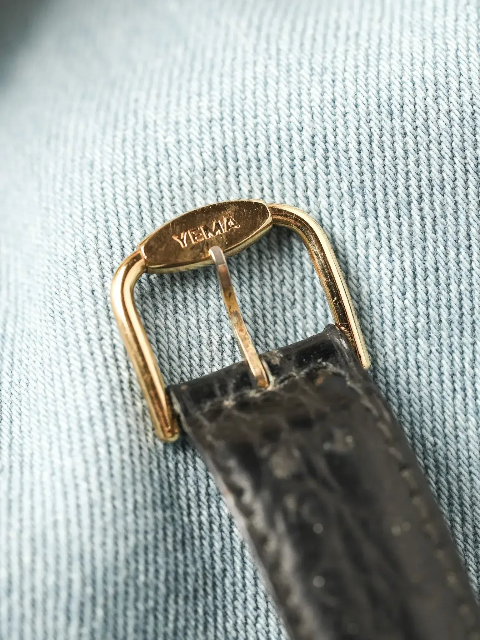 Yema - Tonneau Or Cadran Blanc Romain - 1990s - Atelier Victor