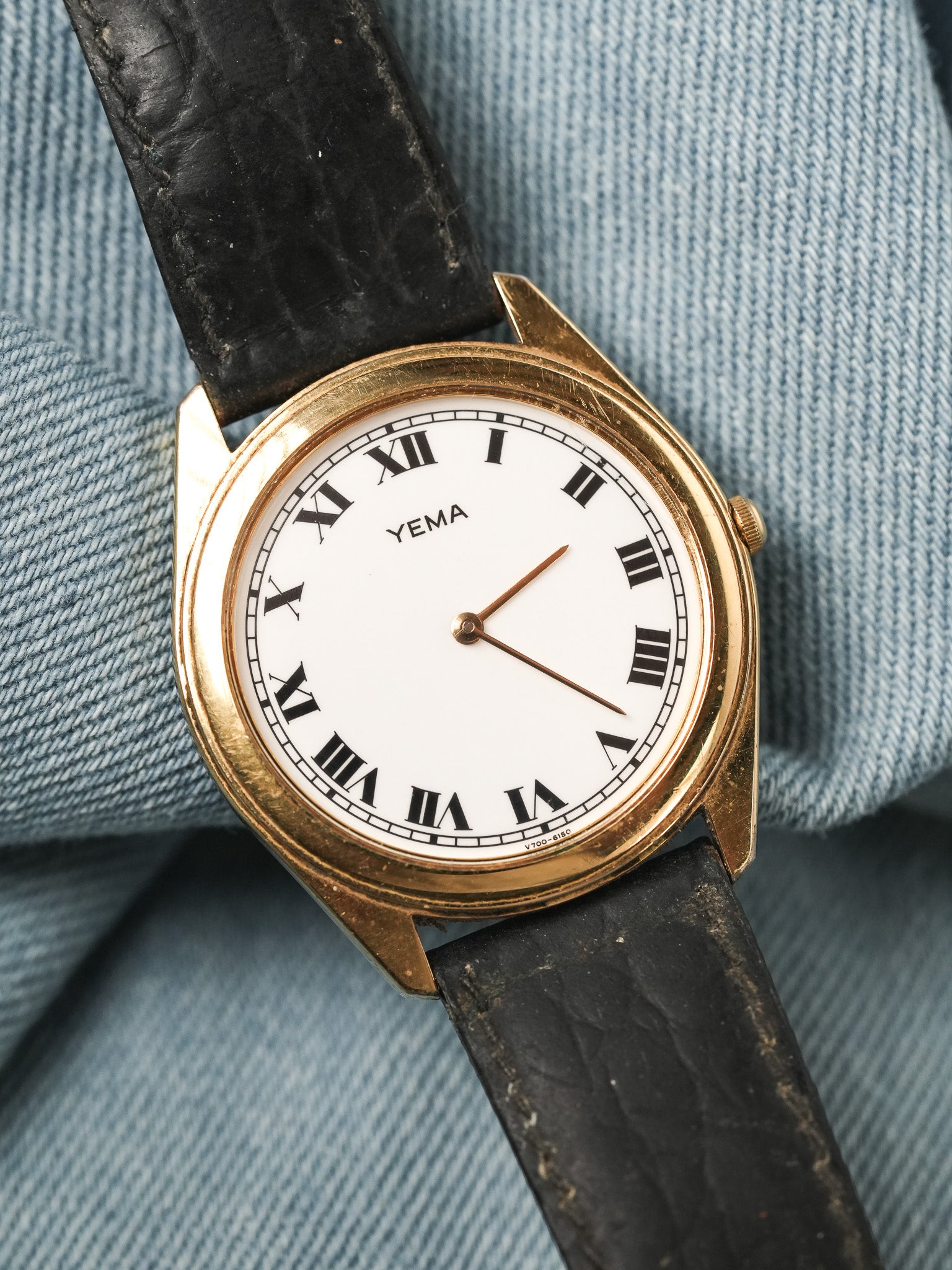 Yema - Tonneau Or Cadran Blanc Romain - 1990s - Atelier Victor - Vintage Shop