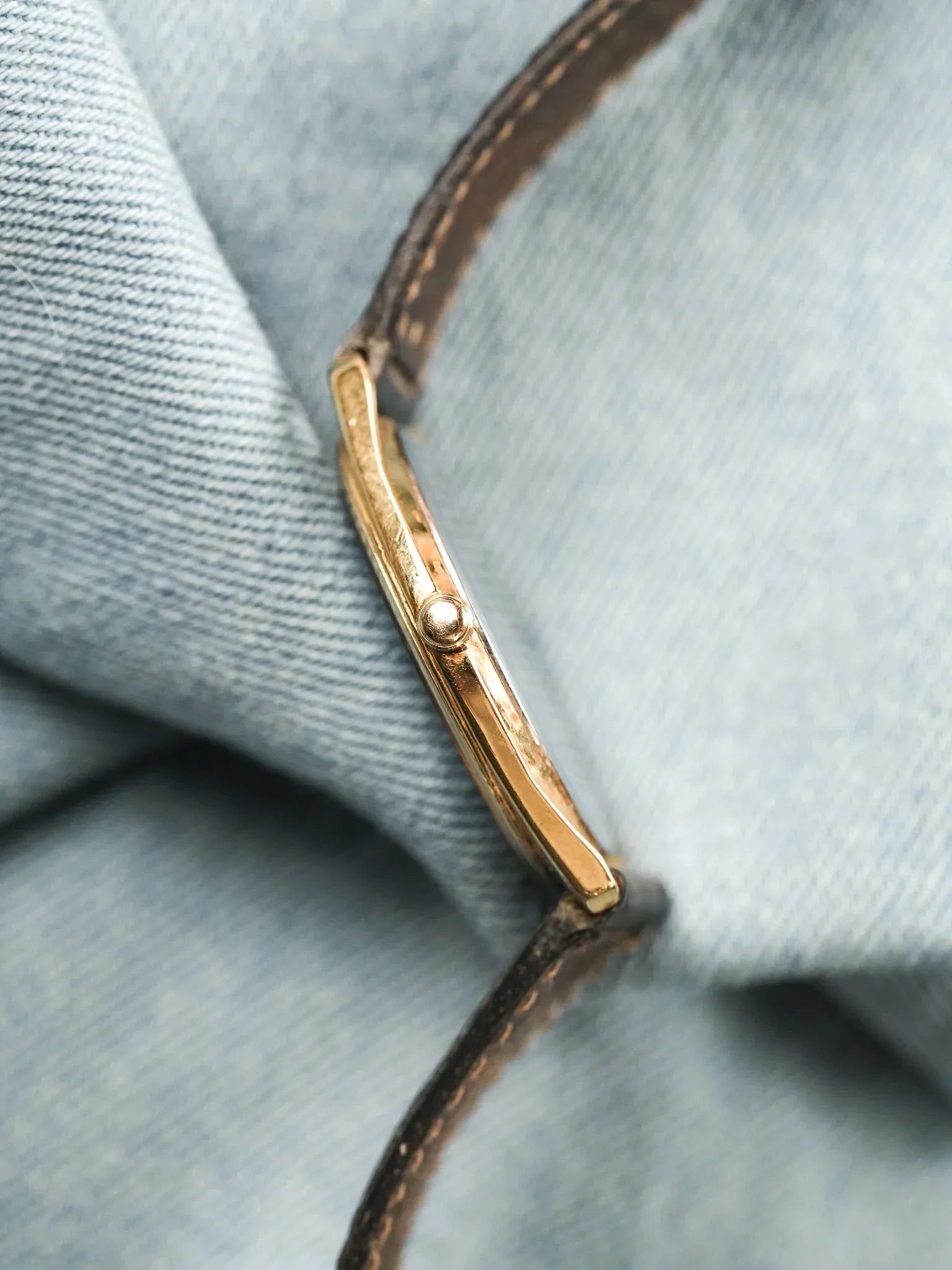 Yema - Tonneau Or Cadran Blanc Romain - 1990s - Atelier Victor - Vintage Shop