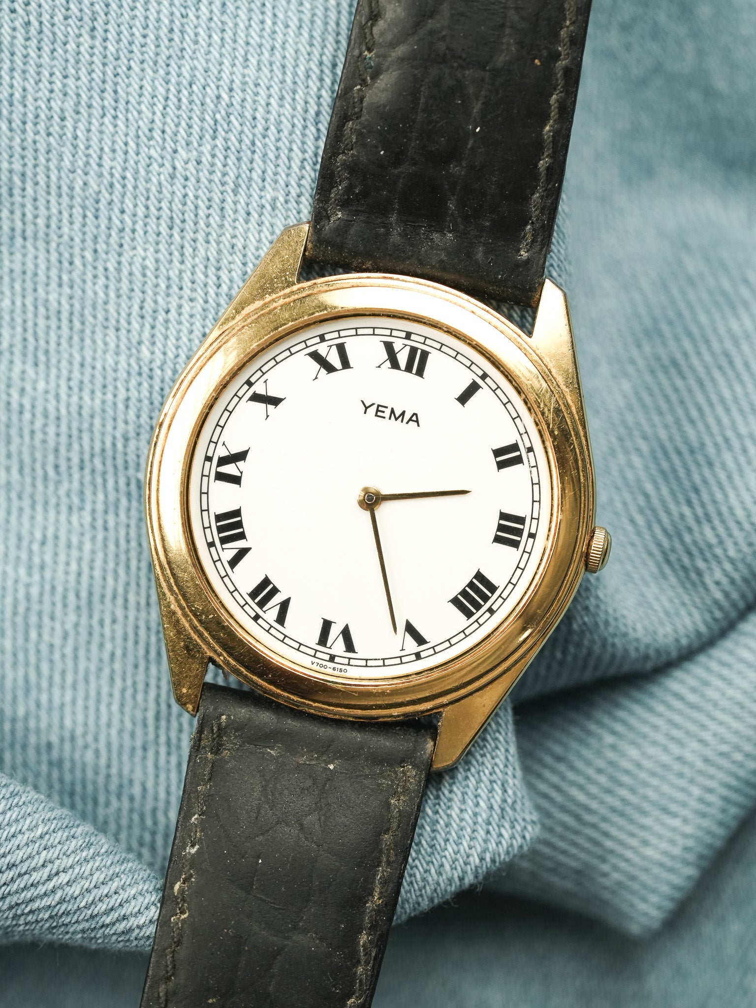 Yema - Tonneau Or Cadran Blanc Romain - 1990s - Atelier Victor - Vintage Shop