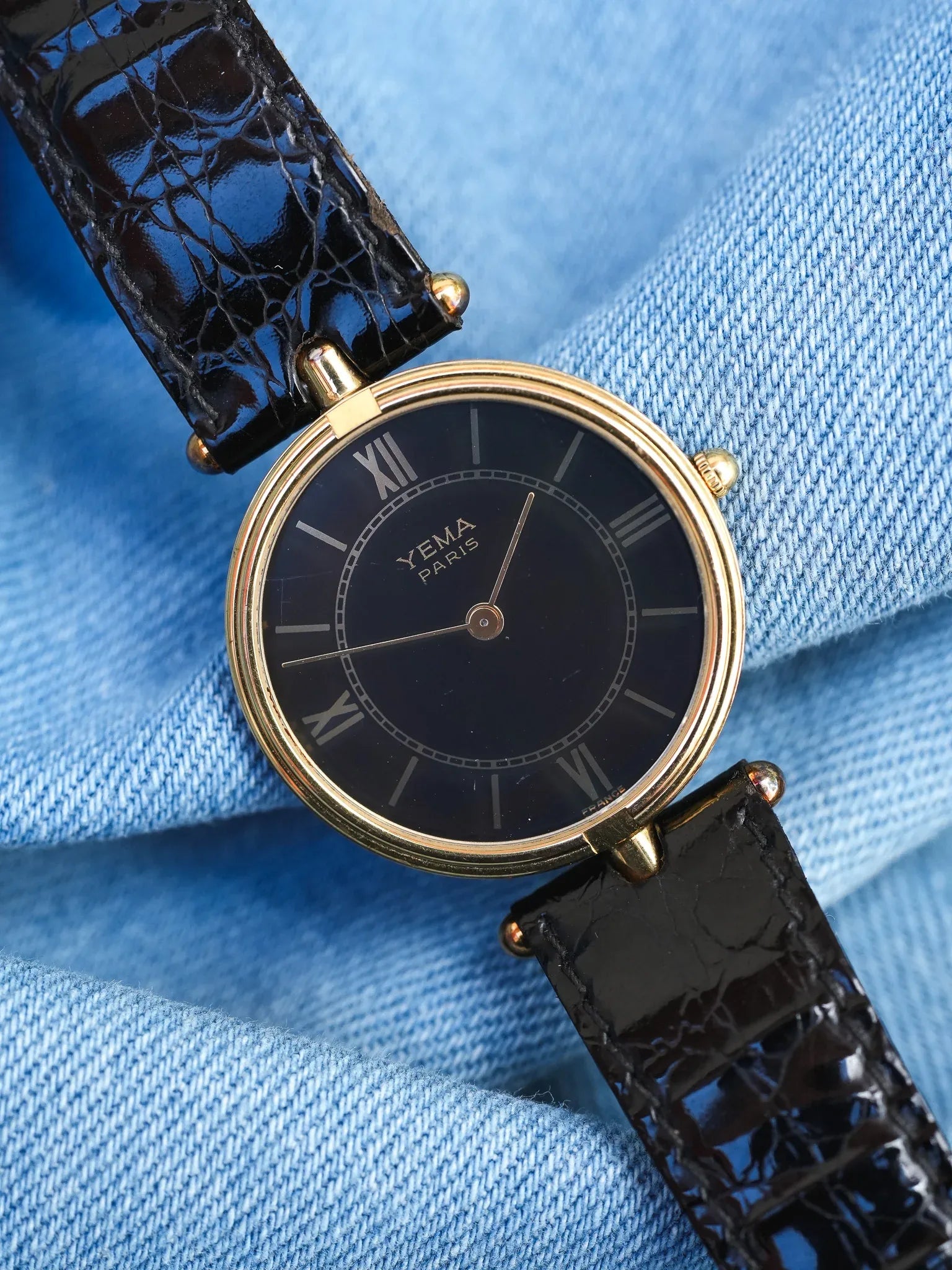 Yema - Type Must Colisée Noir - 1990s - Atelier Victor