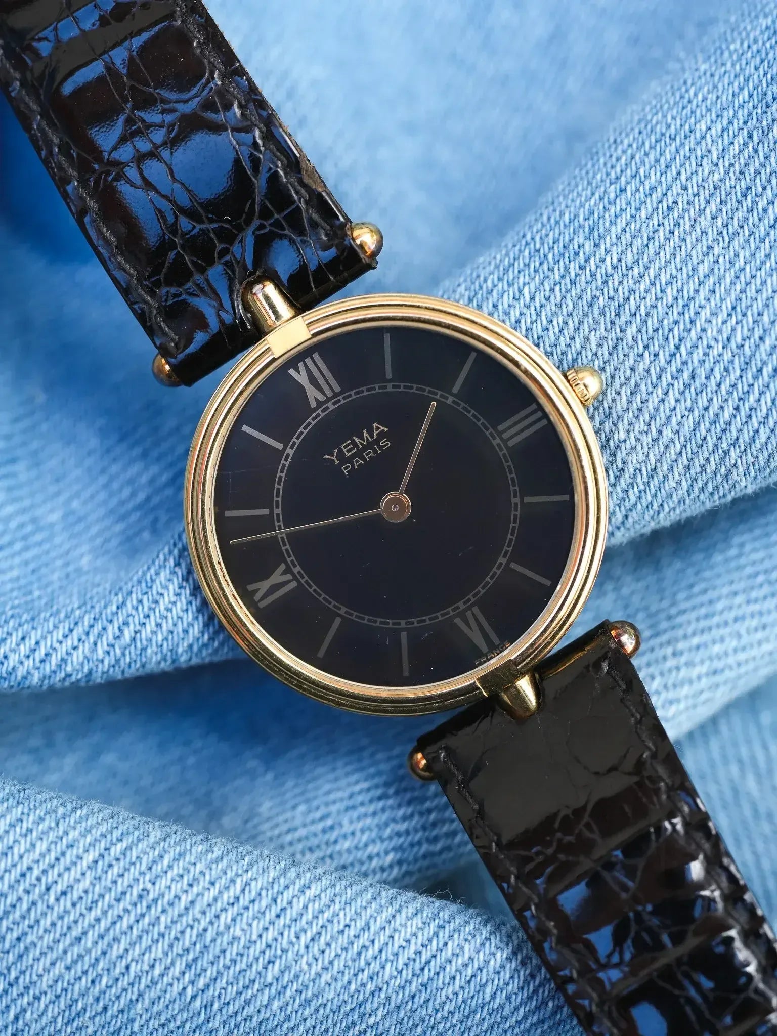 Yema - Type Must Colisée Noir - 1990s - Atelier Victor