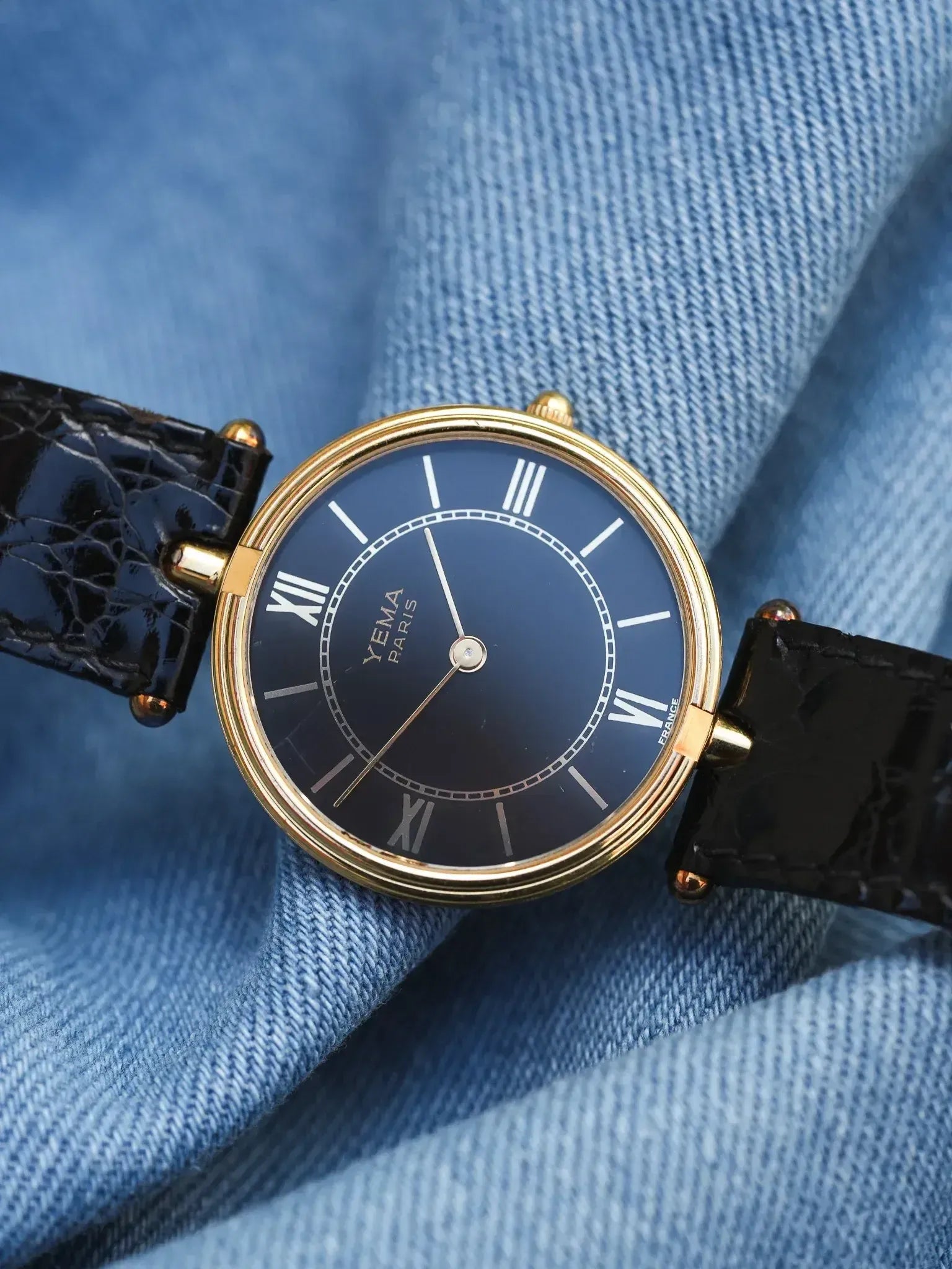 Yema - Type Must Colisée Noir - 1990s - Atelier Victor