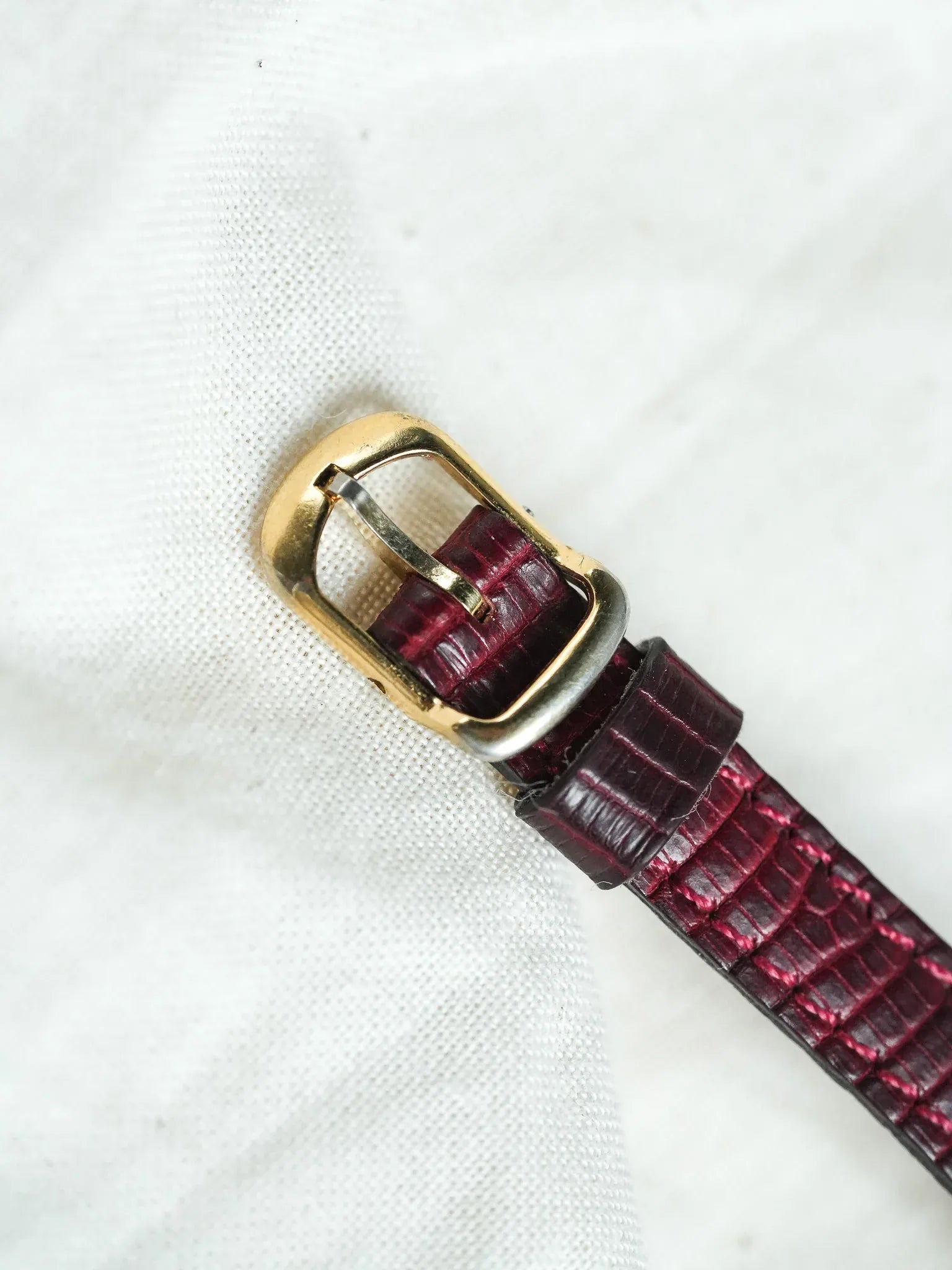 Yonger & Besson - Cadran Nacré plaqué or Femme - 1990s - Atelier Victor - Vintage Shop