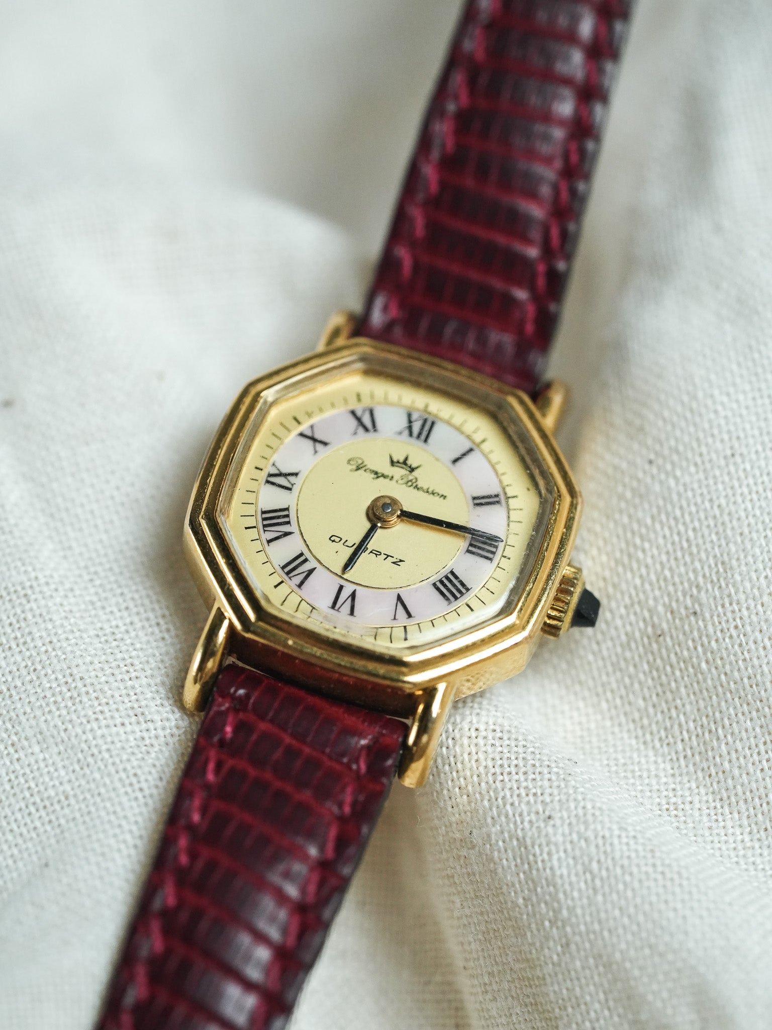 Yonger & Besson - Cadran Nacré plaqué or Femme - 1990s - Atelier Victor - Vintage Shop