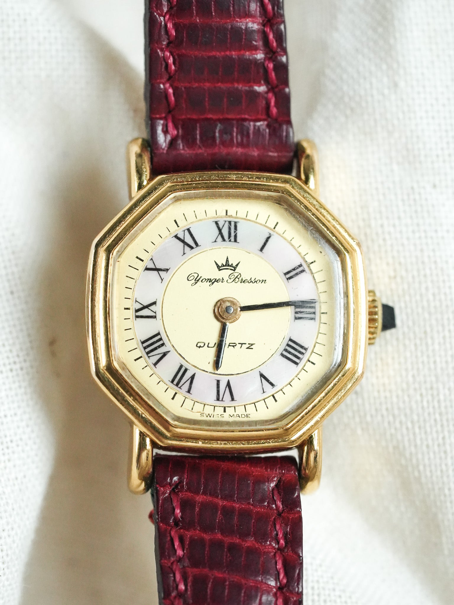 Yonger & Besson - Cadran Nacré plaqué or Femme - 1990s - Atelier Victor - Vintage Shop