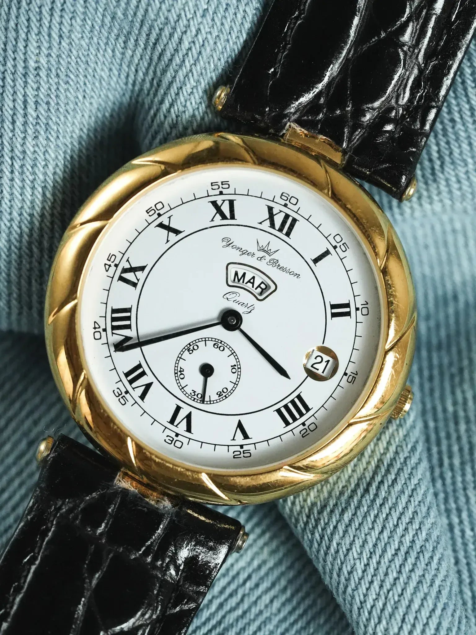 Yonger Bresson - Boitier Or Sculpté Cornes centrales Date Jour - 1990s - Atelier Victor