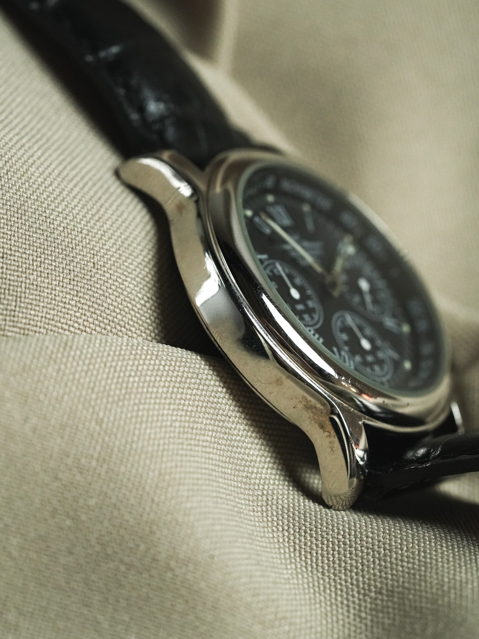 Yonger Bresson - Chronographe Noir Acier Quartz 39mm - 1990s - Atelier Victor - Vintage Shop