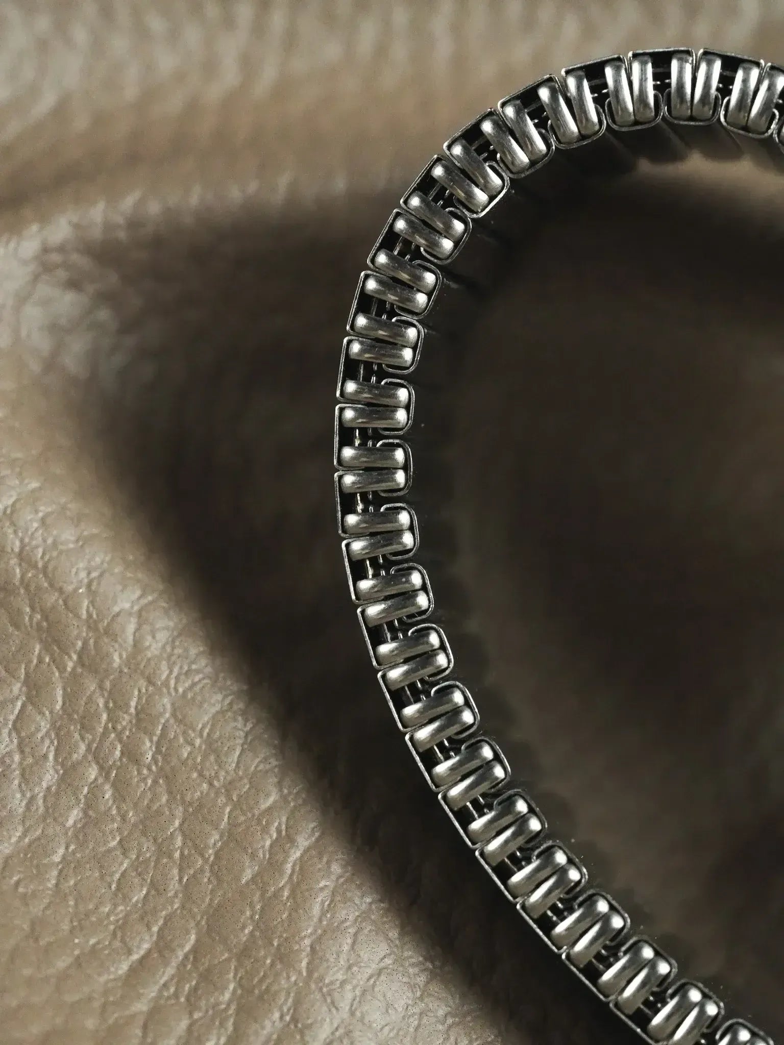 Yves Fely - Tank Octogonale XL Bicolore cadran noir chiffres romain - 1990s - Atelier Victor