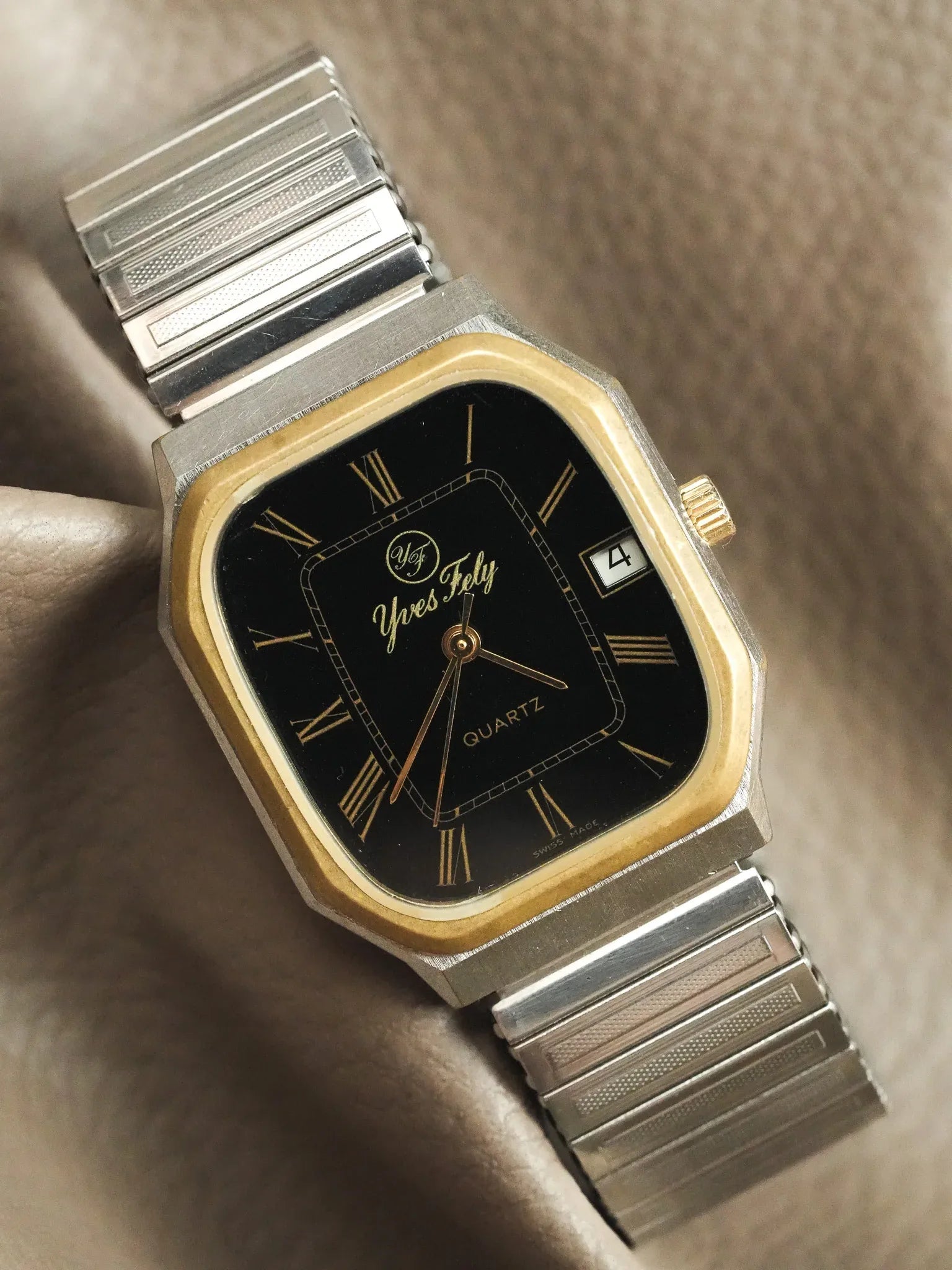 Yves Fely - Tank Octogonale XL Bicolore cadran noir chiffres romain - 1990s - Atelier Victor