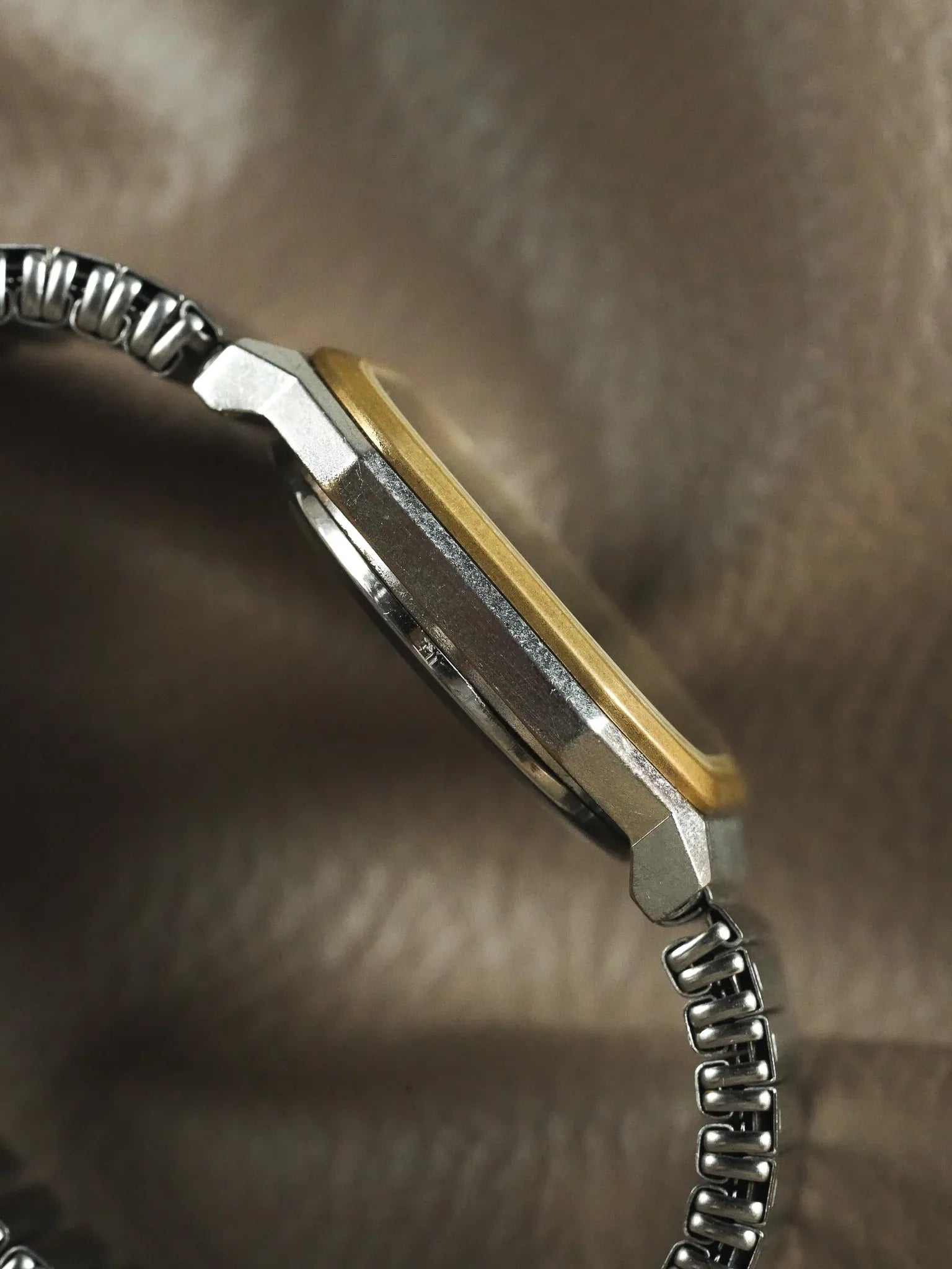 Yves Fely - Tank Octogonale XL Bicolore cadran noir chiffres romain - 1990s - Atelier Victor