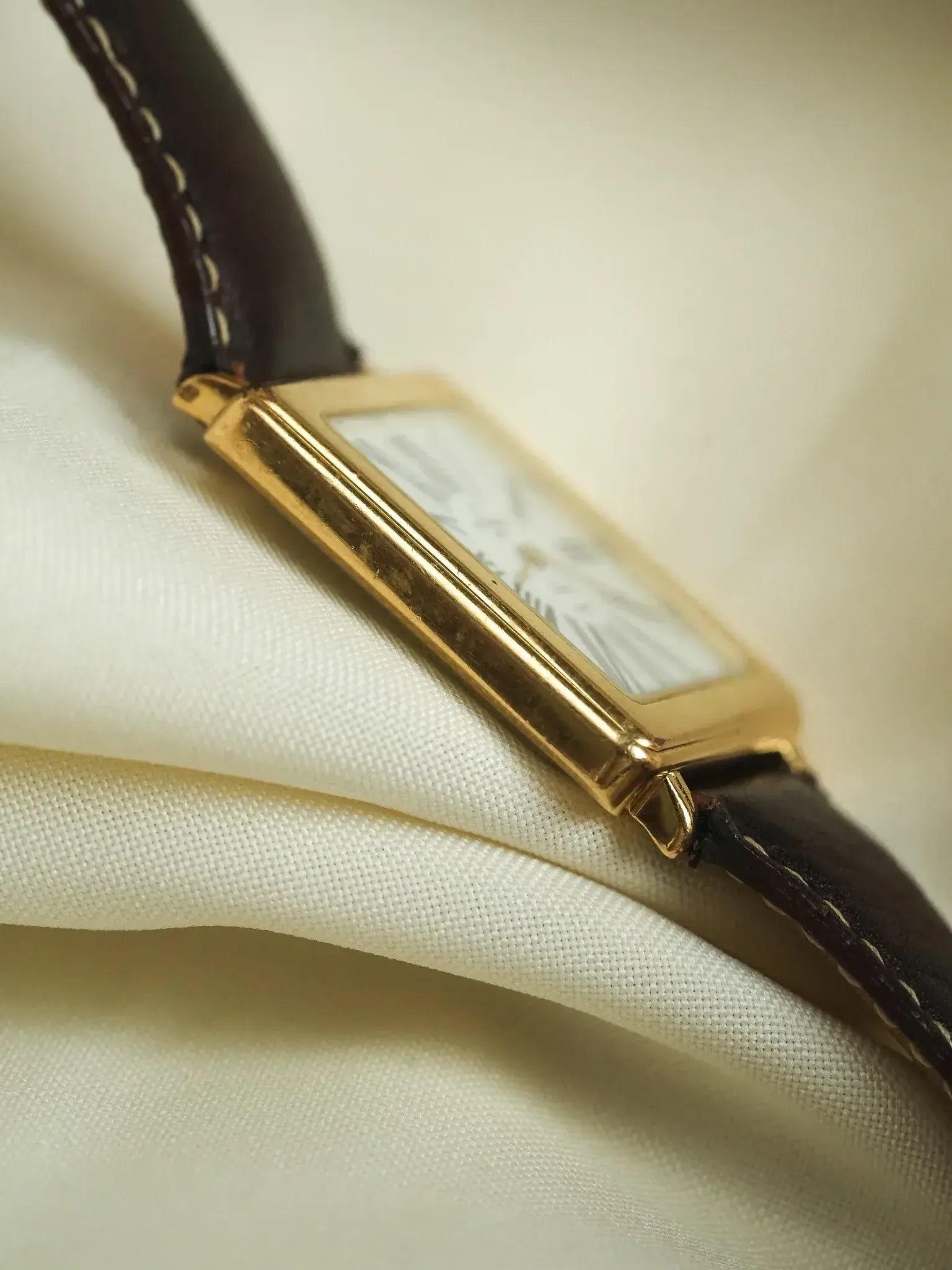 Yves Meillon Paris - Tank XL Carrée Romain Plaqué or - 1990s - Atelier Victor