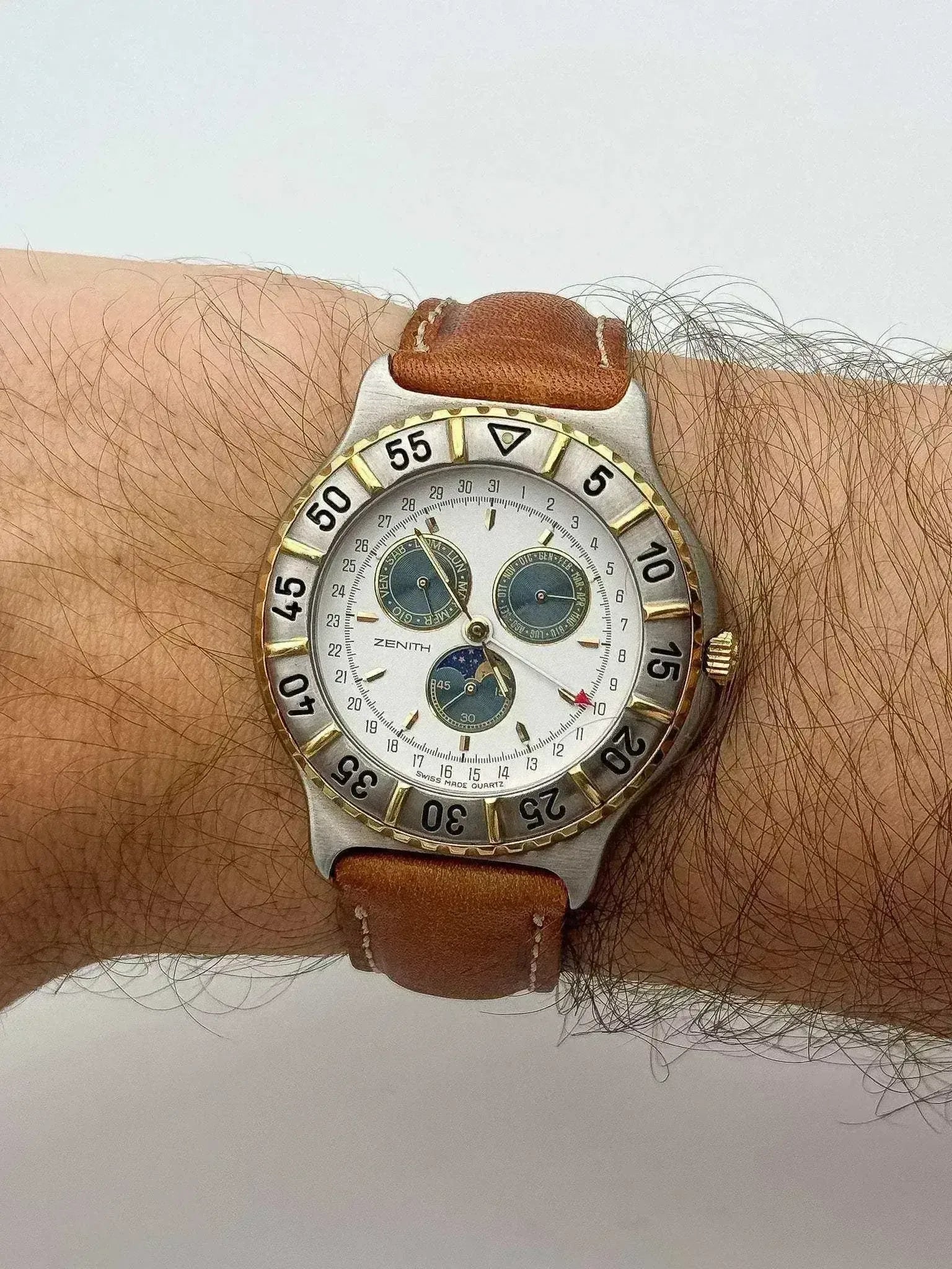 Zenith - 19.0170.393 phase de lune Triple Calendar - NOS & papier - 1980s - Atelier Victor