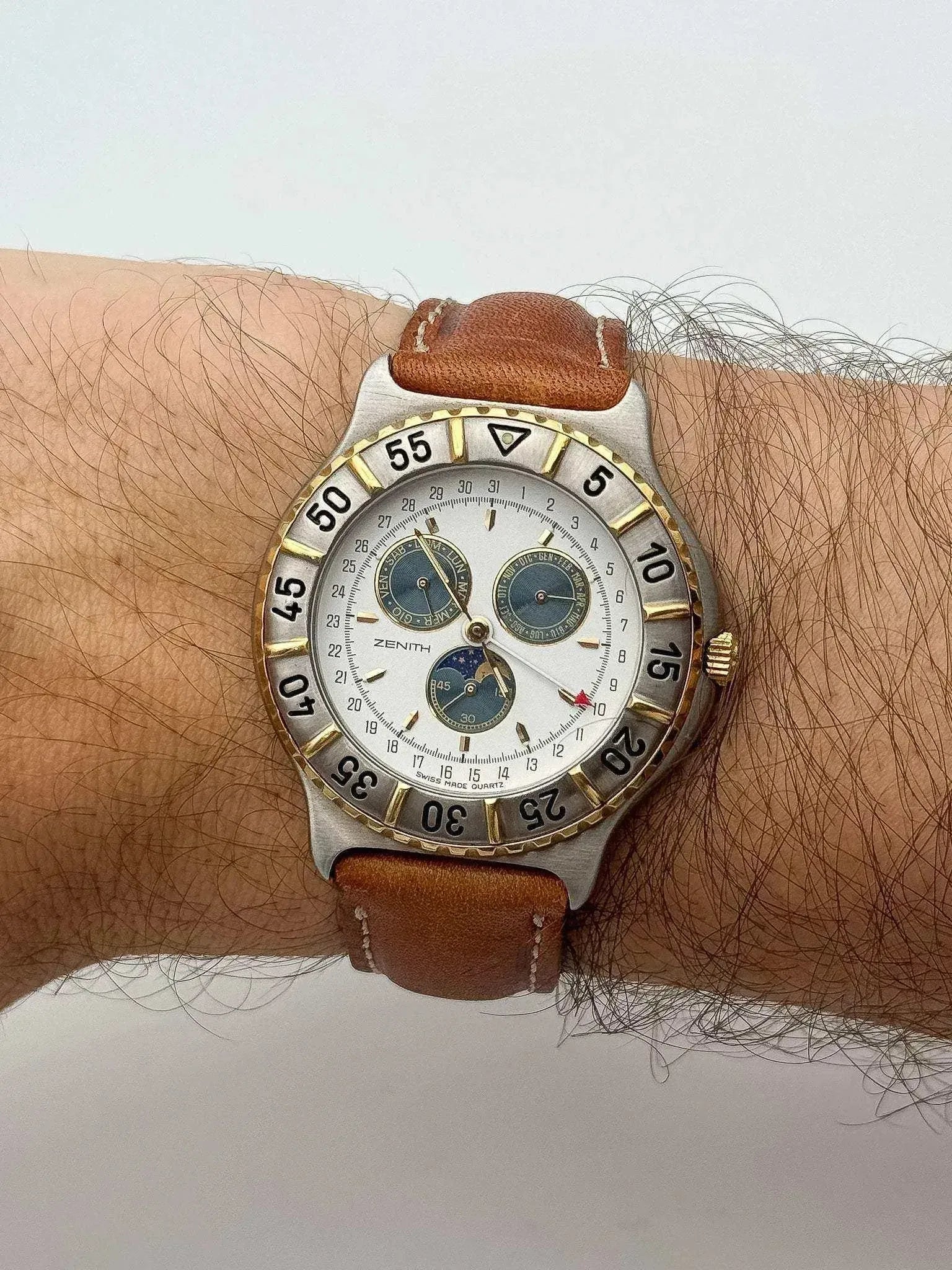 Zenith - 19.0170.393 phase de lune Triple Calendar - NOS & papier - 1980s - Atelier Victor