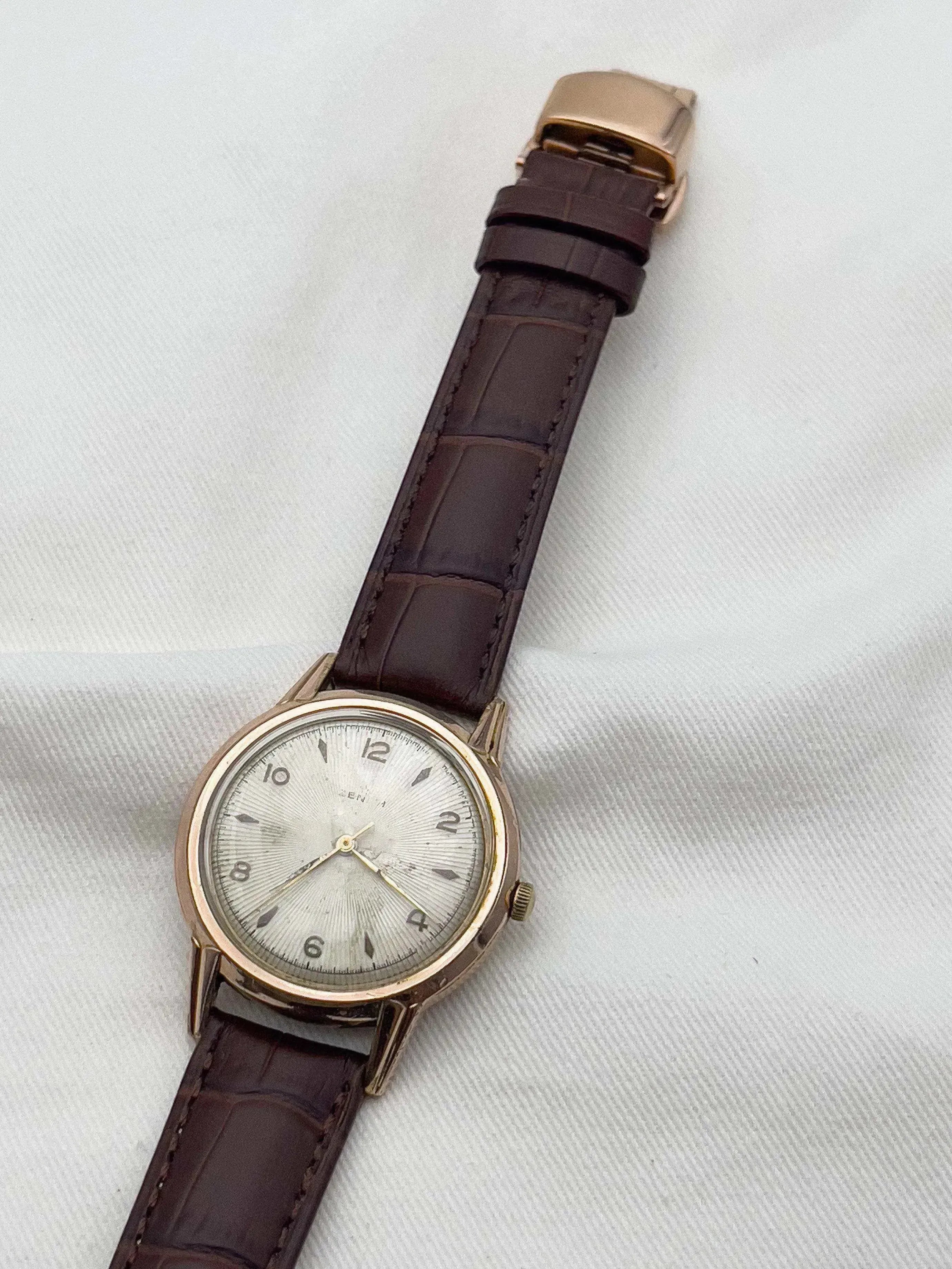 Zenith - Guillochée Plaqué or - 1960s - Atelier Victor