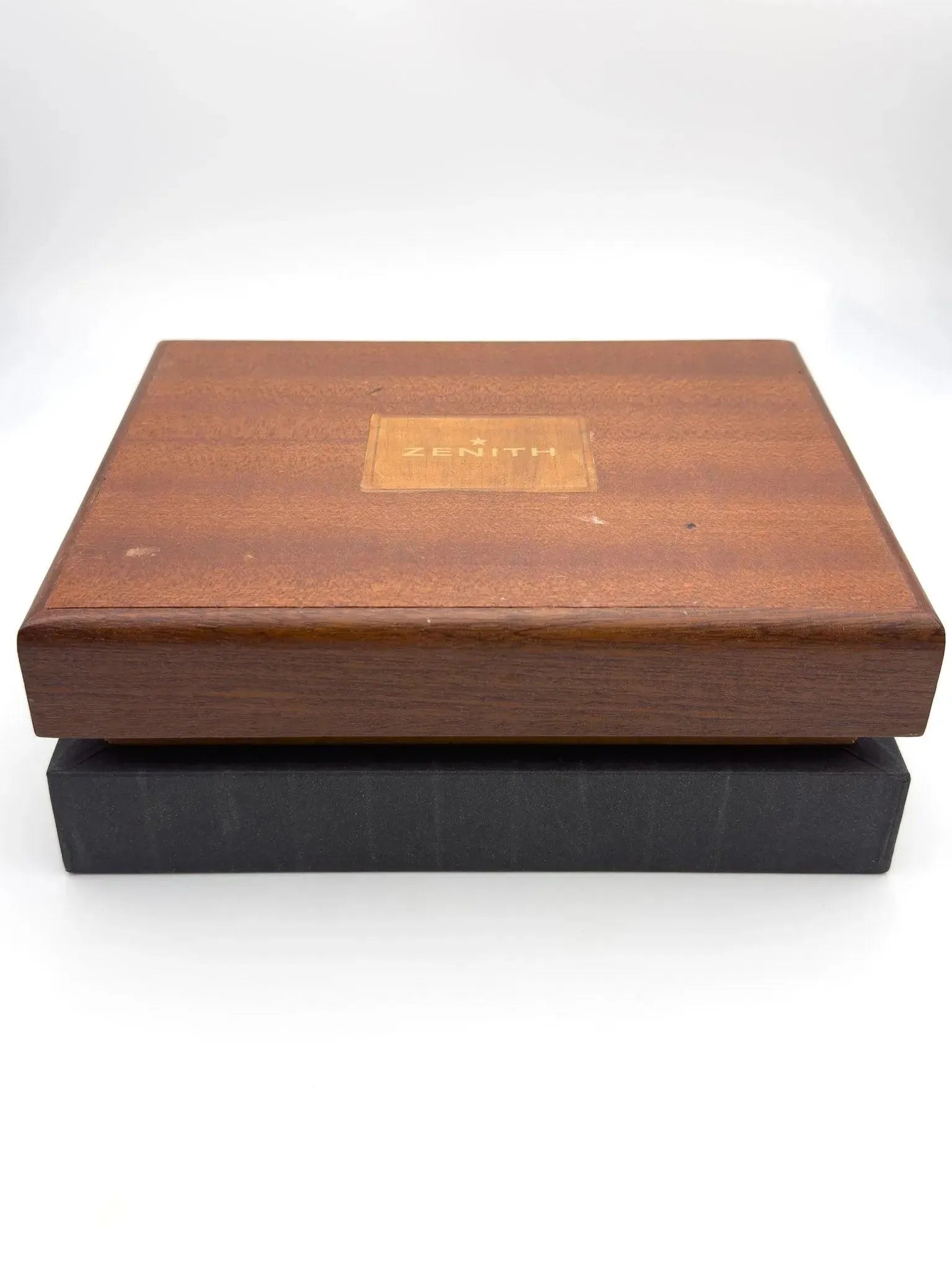 Zenith - Pointer Date - Box - 1990s - Atelier Victor