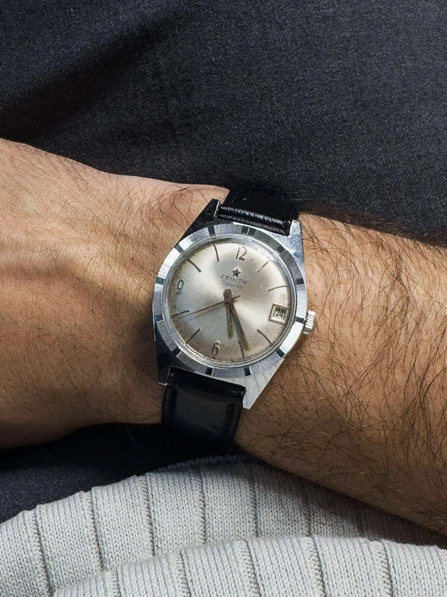 Zenith - Sporto Cadran Patiné - 1970s - Atelier Victor Paris - Vintage Watch Shop Dubai