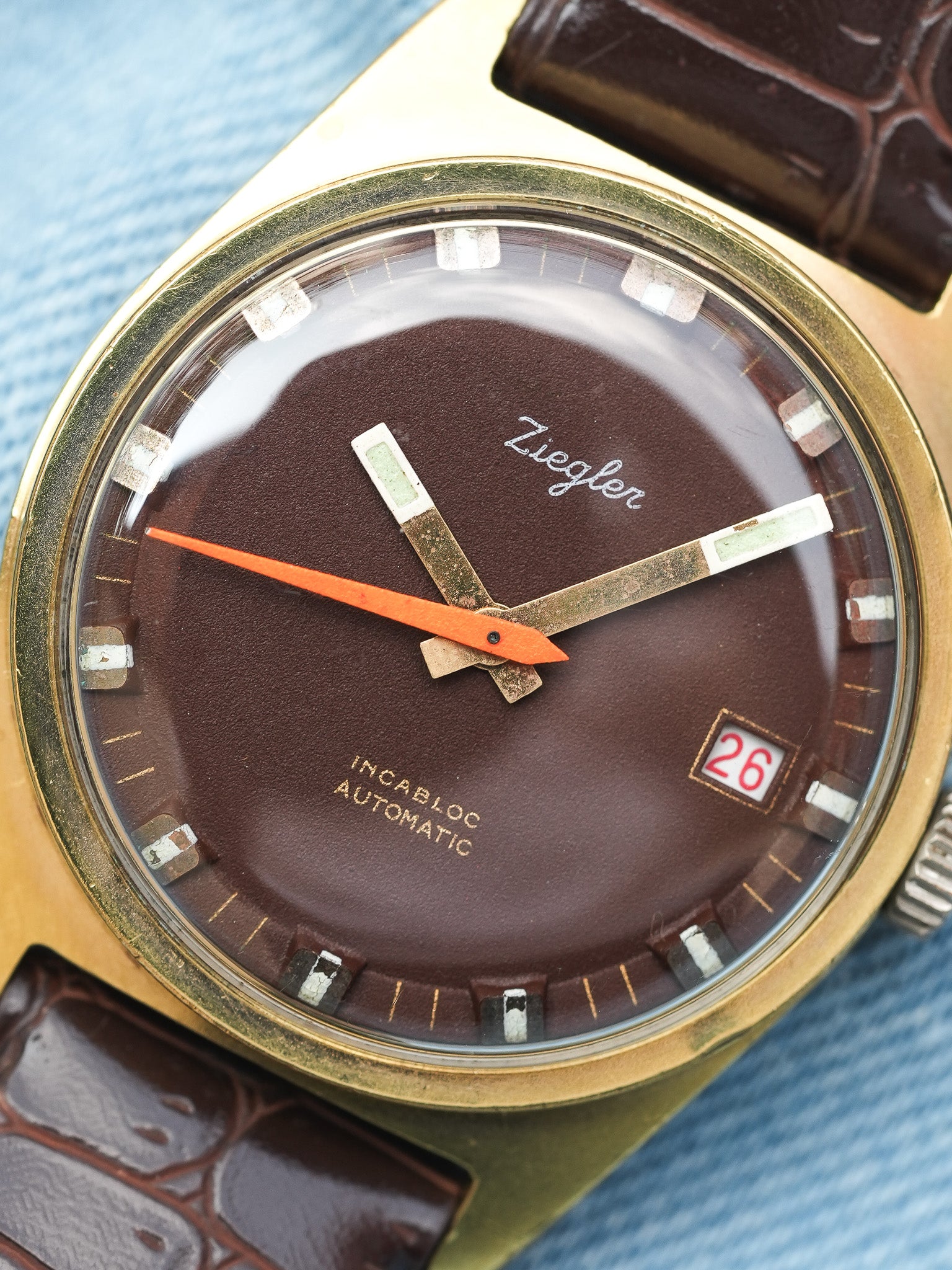Ziegler - Plaqué or Chocolat Marron Trotteuse Orange - 1970s - Atelier Victor Paris - Vintage Watch Shop Dubai