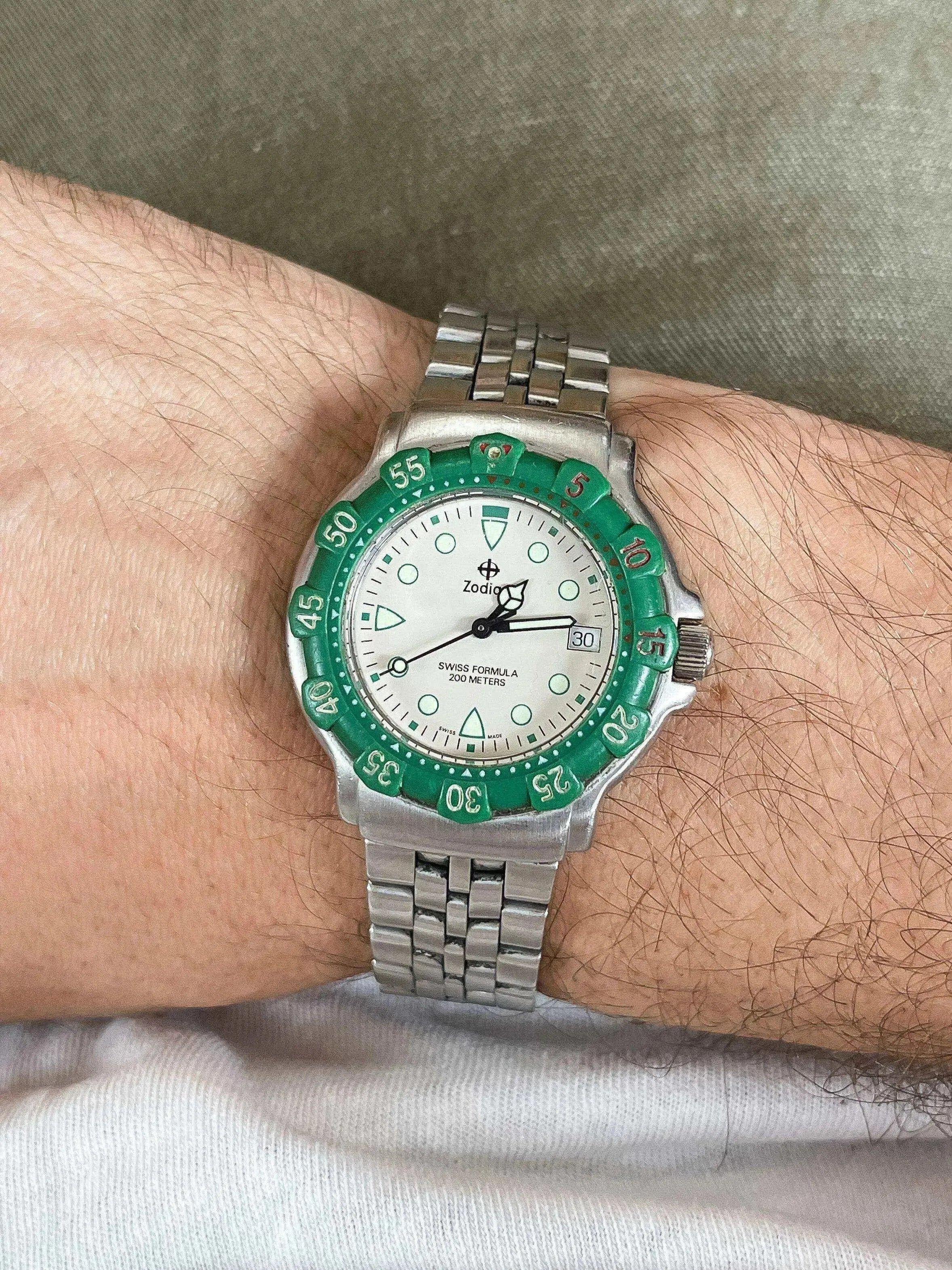 Zodiac - Formula A Green - 1990’s - Atelier Victor Paris - Vintage Watch Shop Dubai