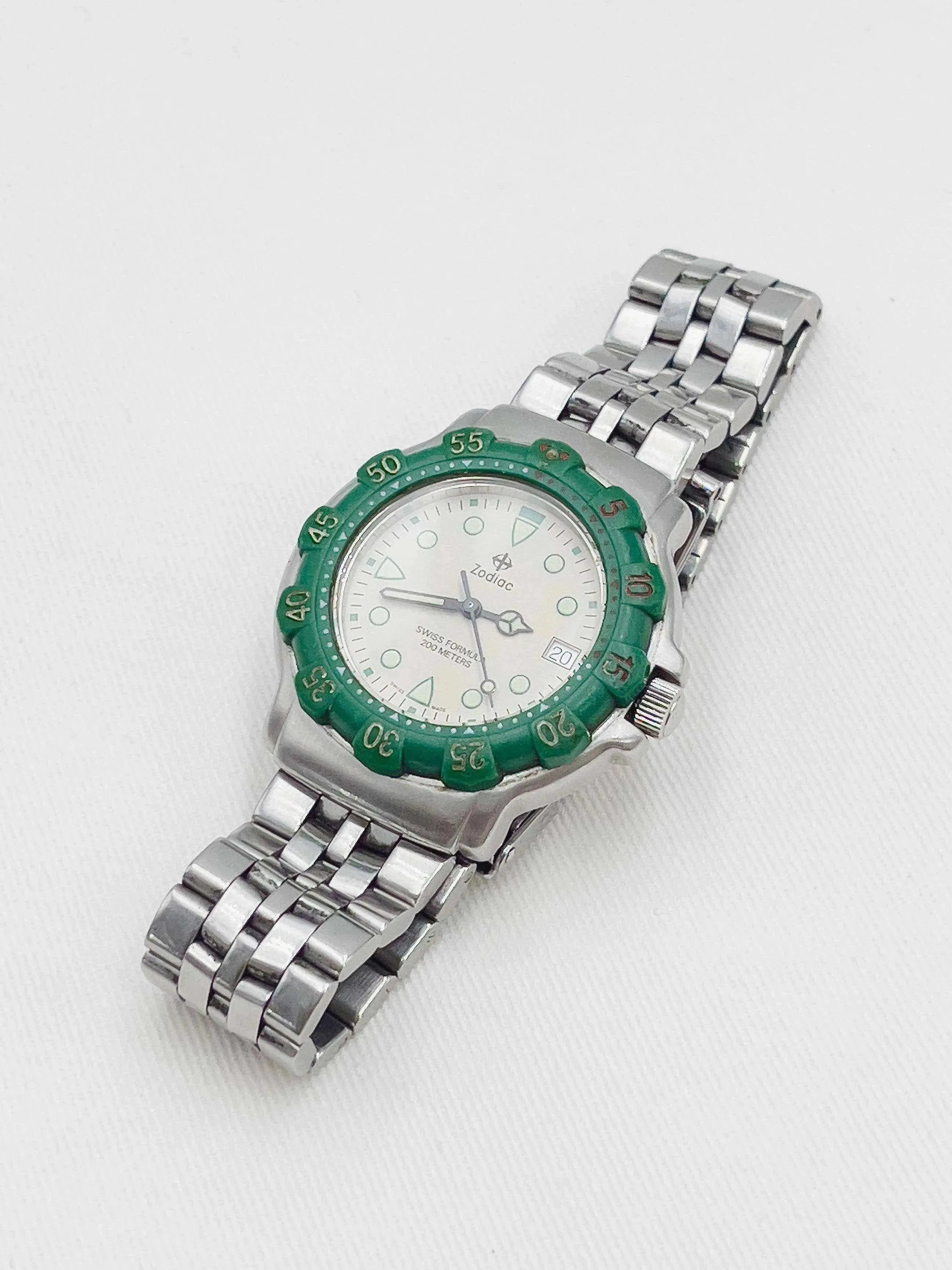 Zodiac - Formula A Green - 1990’s - Atelier Victor Paris - Vintage Watch Shop Dubai