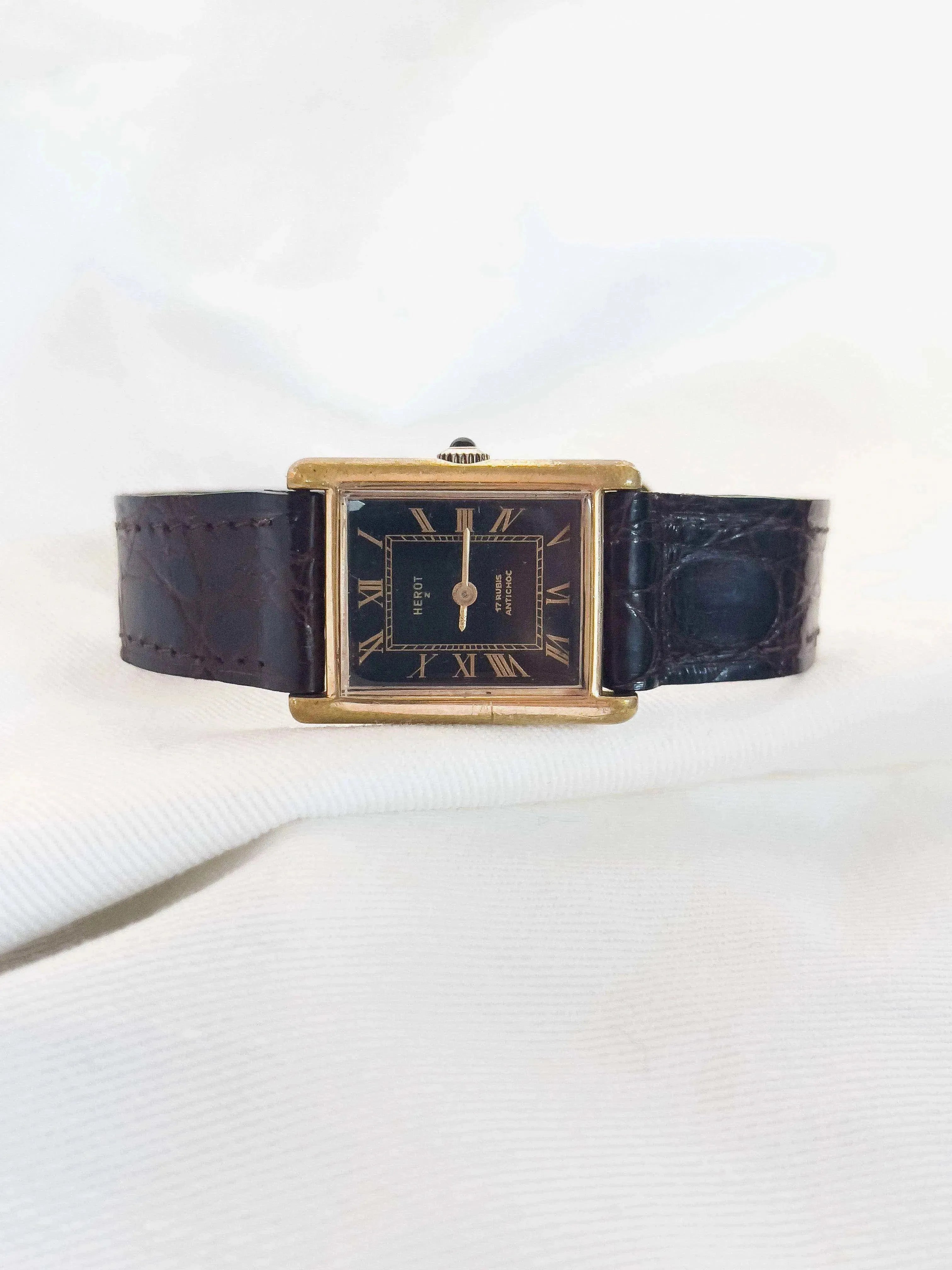 Herot - "Tank" - Atelier Victor Paris - Vintage Watch Shop Dubai