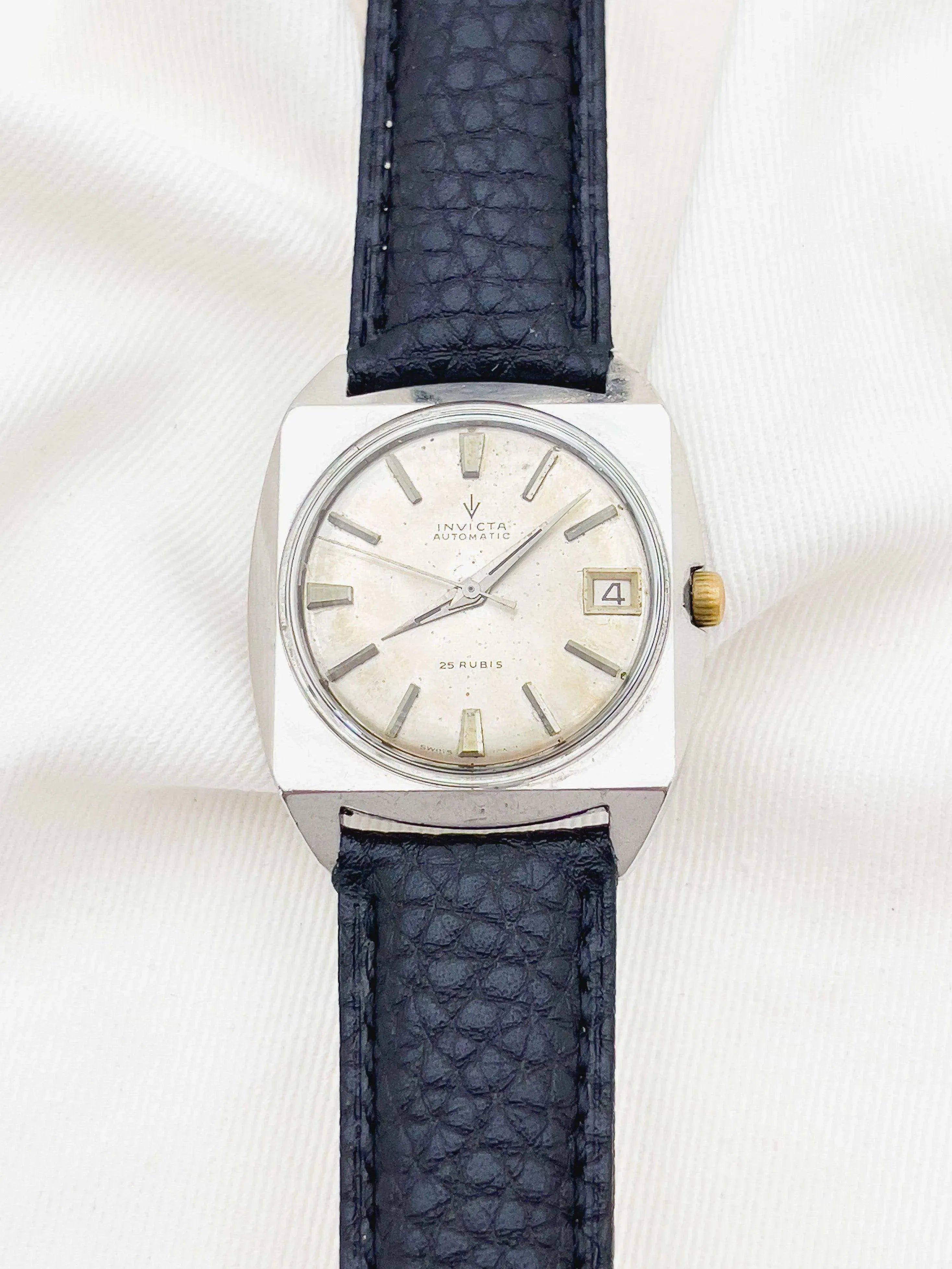 Invicta - Fake Square - 1960s - Atelier Victor