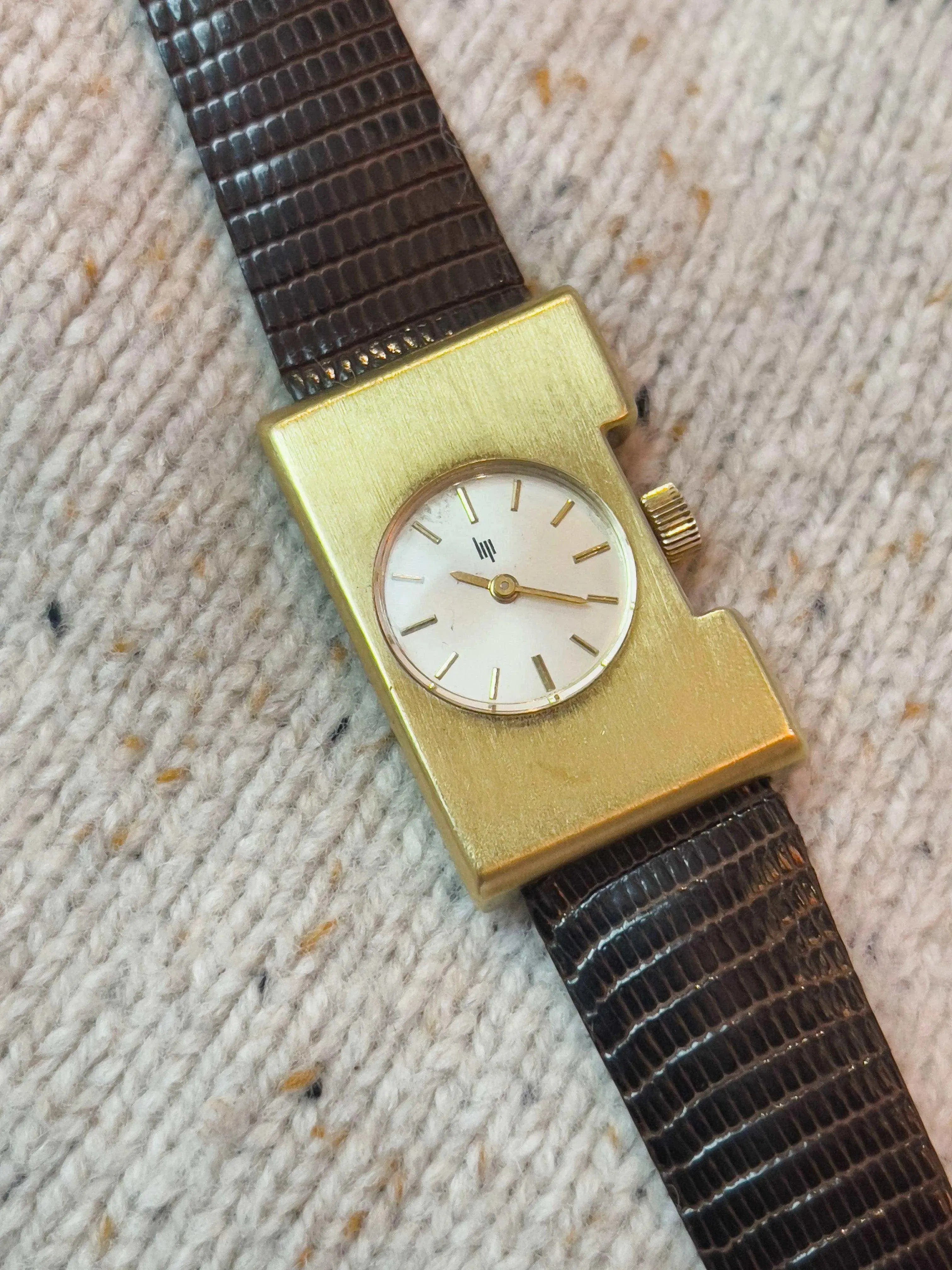 Lip - Isabelle Hebey plaqué or - 1976 - Atelier Victor