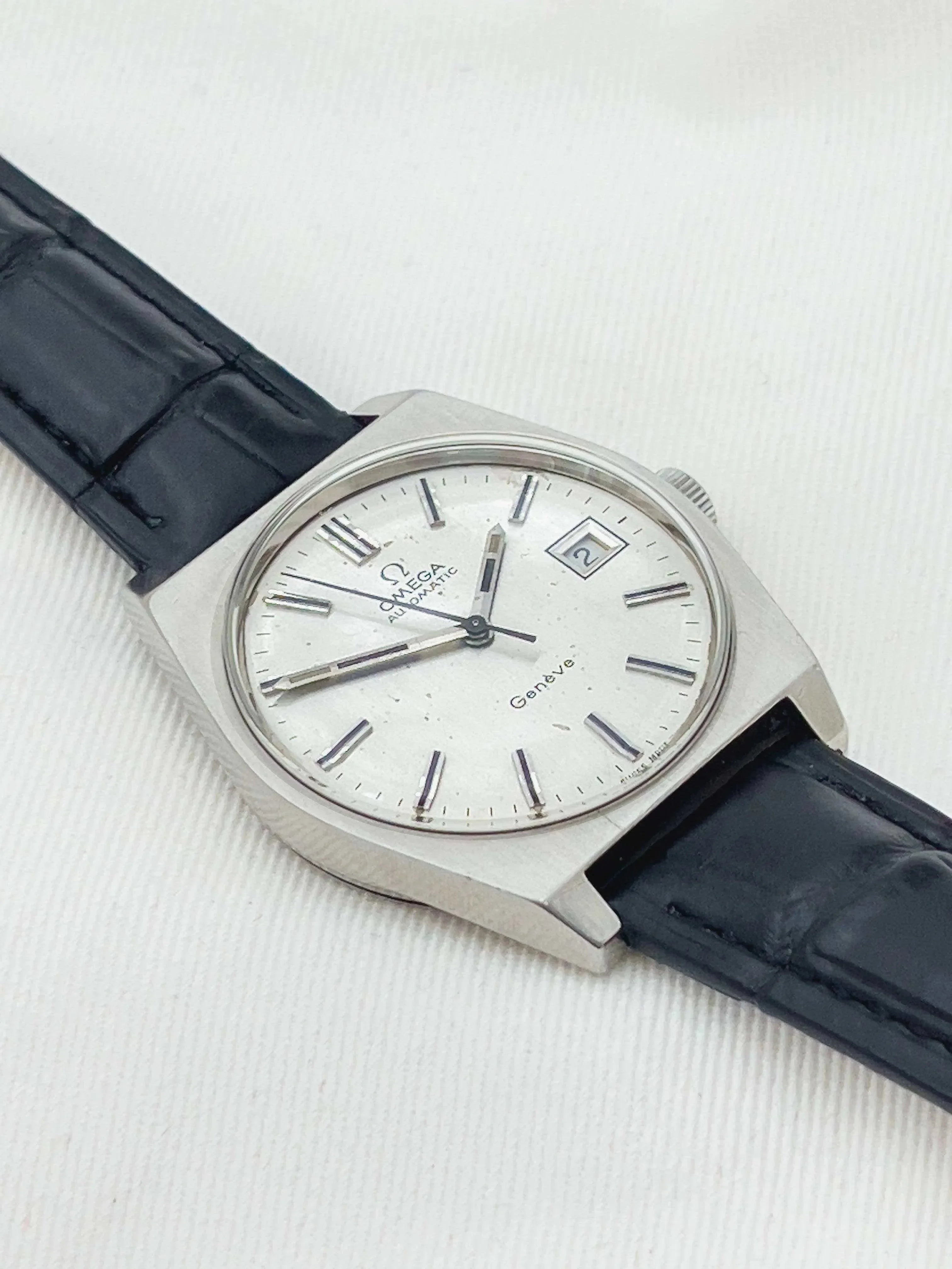Omega - Genève Tonneau Acier Automatique - 1972 - Atelier Victor - Vintage Shop
