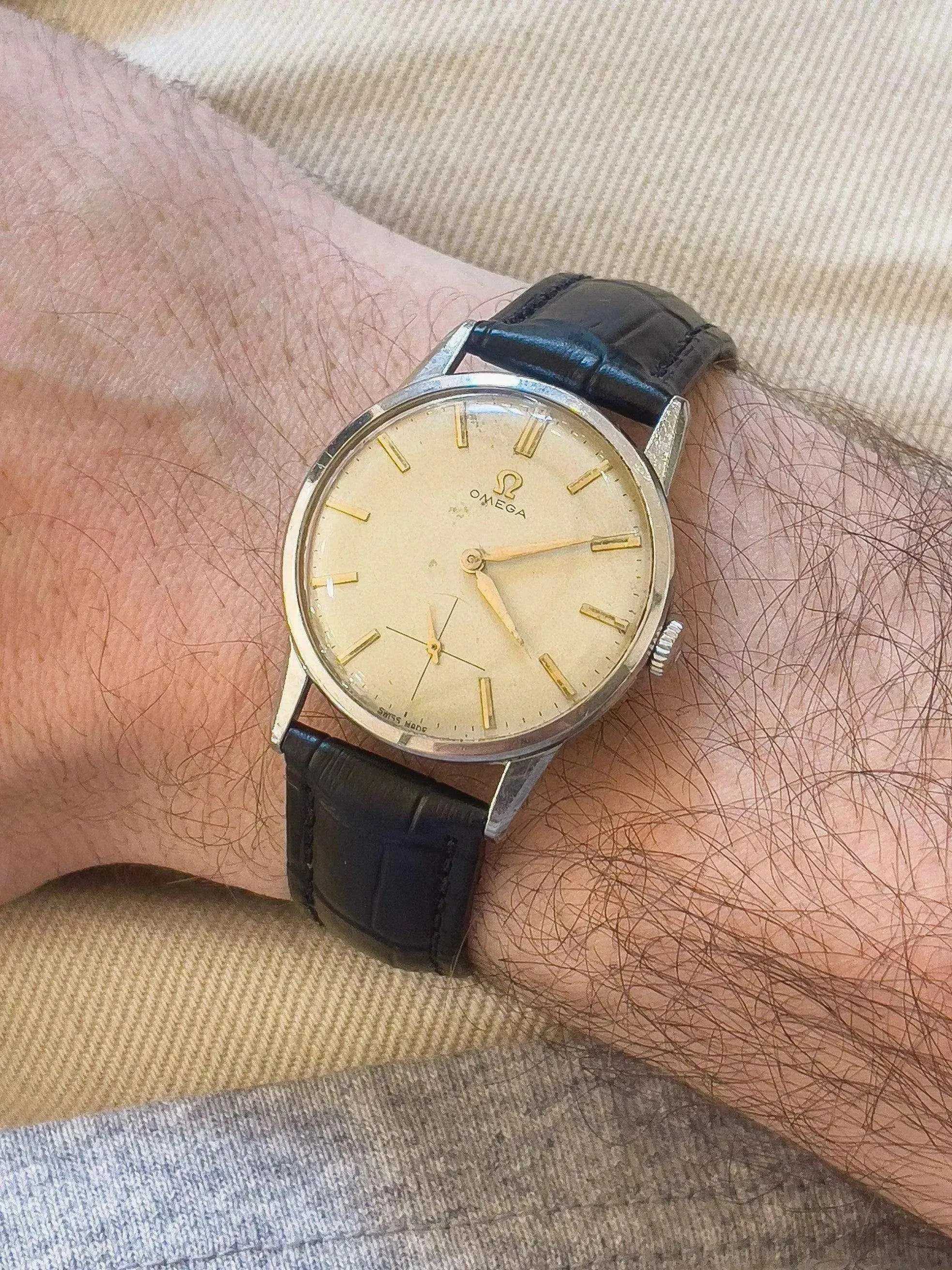 Omega - Honeycomb Dial - 1960 - Atelier Victor Paris - Vintage Watch Shop Dubai