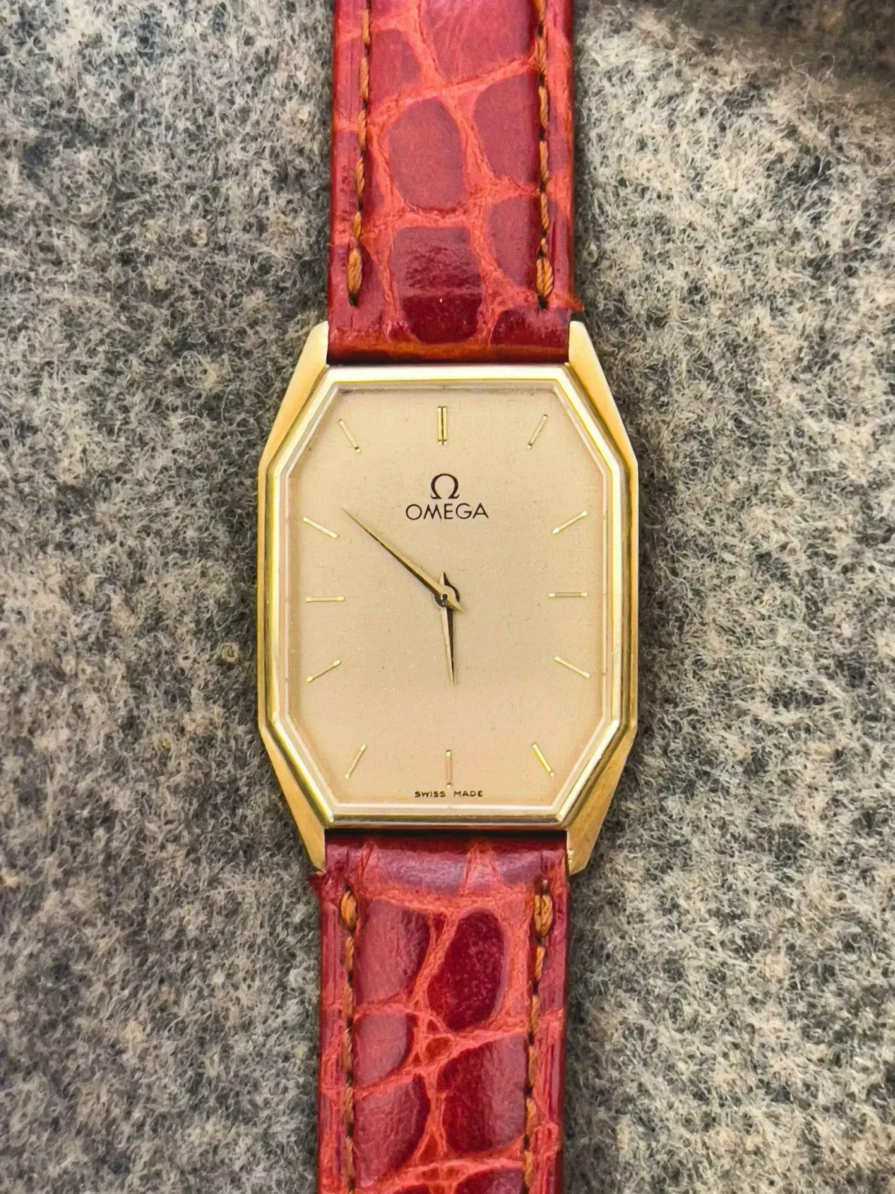 Omega - Octogone Or 18k - 1970s - Atelier Victor