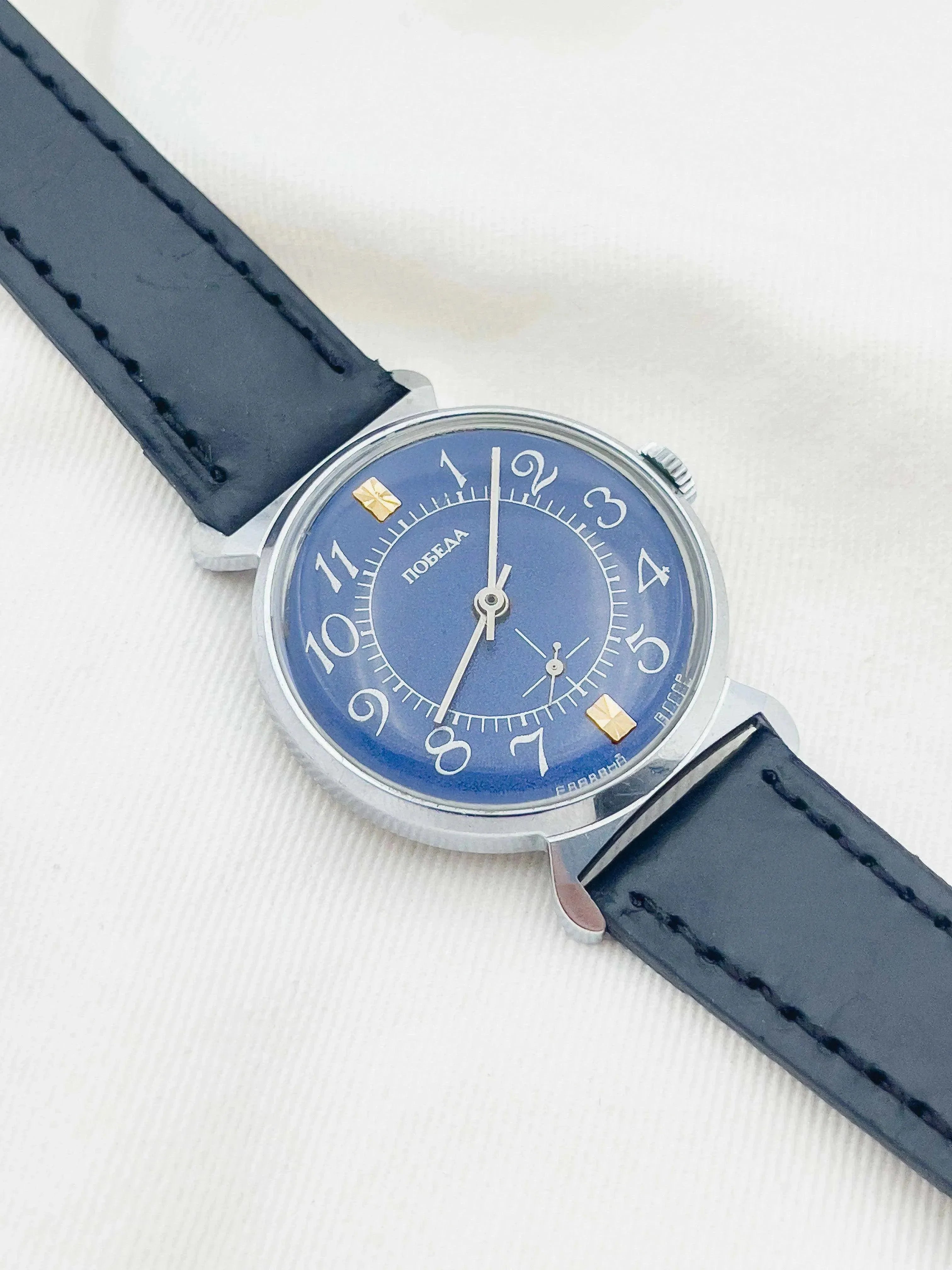 Pobeda - Cadran bleu nuit - 1980s - Atelier Victor - Vintage Shop