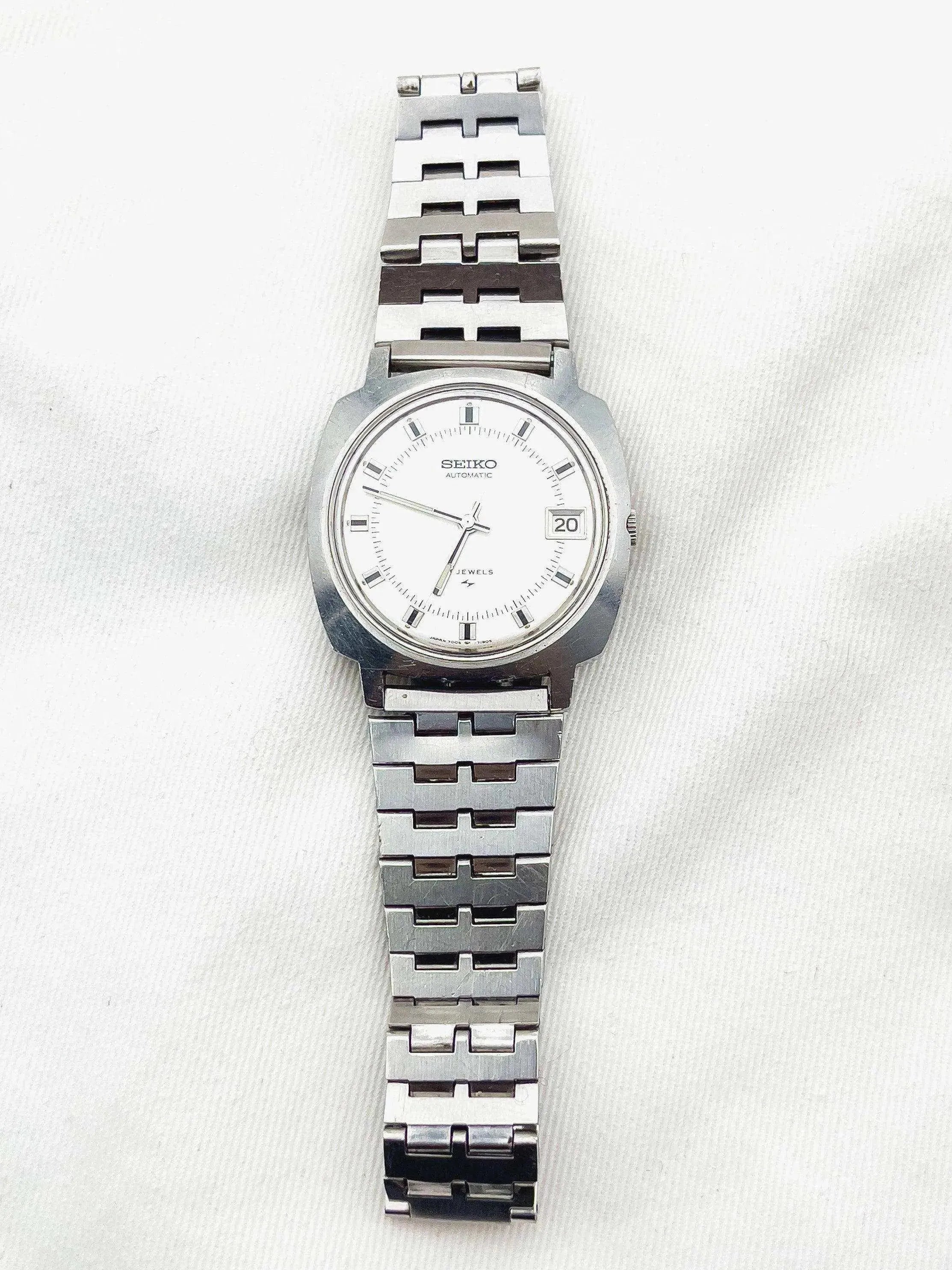 Seiko 5 - Acier Royal - 1972 - Atelier Victor Paris - Vintage Watch Shop Dubai