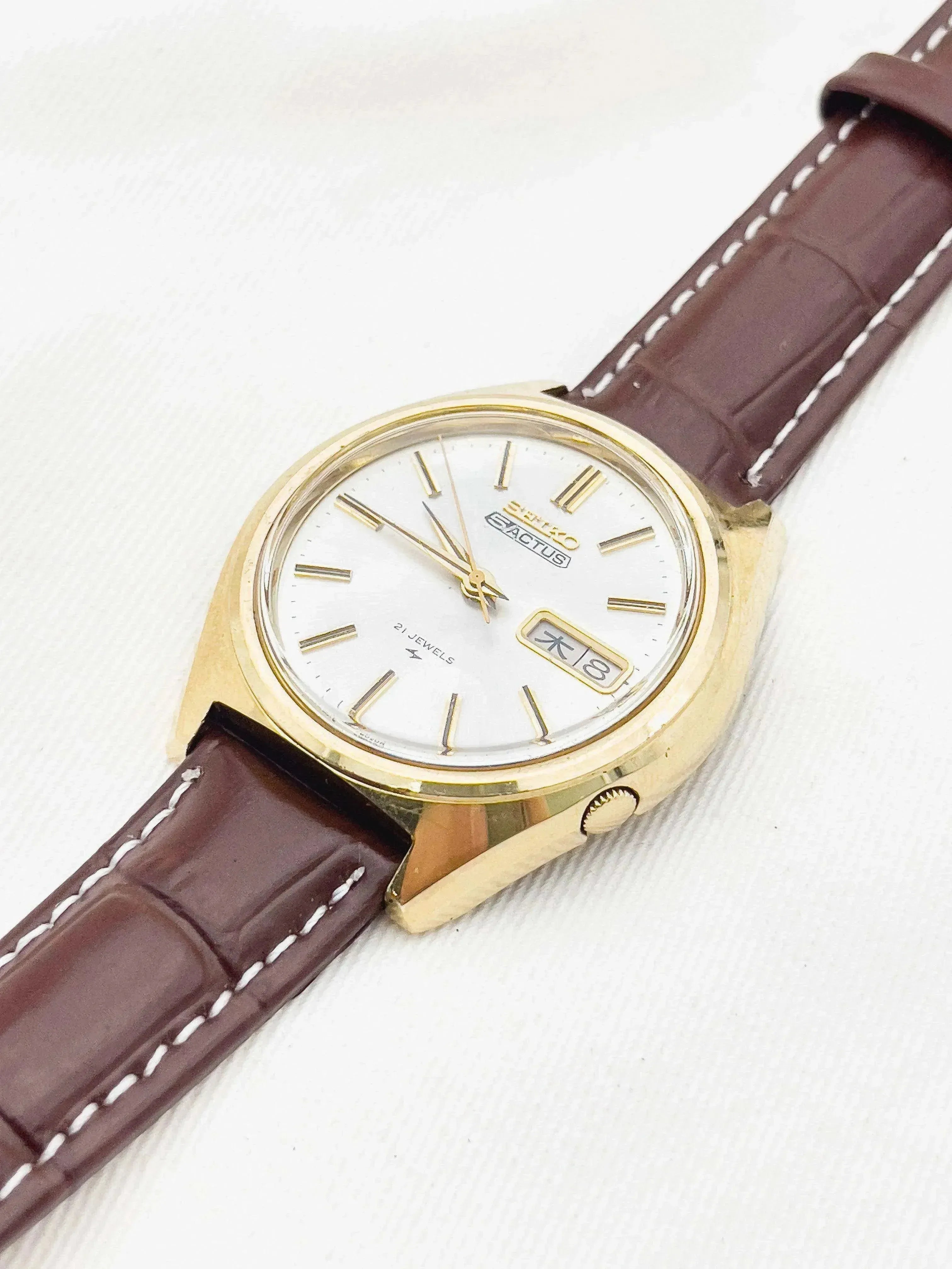 Seiko - 5 Actus Daydate plaqué or Kanji - 1973 - Atelier Victor - Vintage Shop