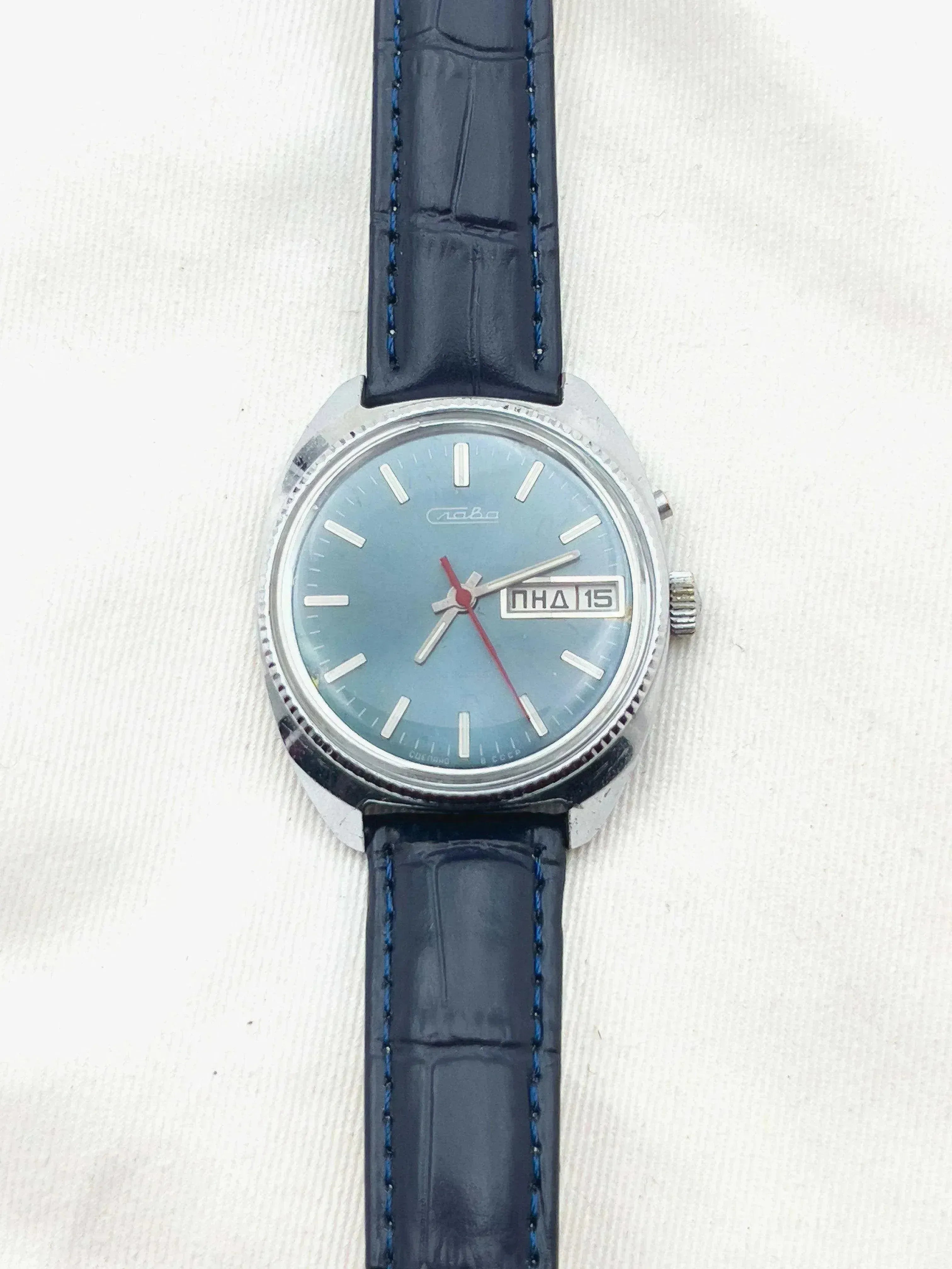 Slava - Cadran sky blue - 1980s - Atelier Victor