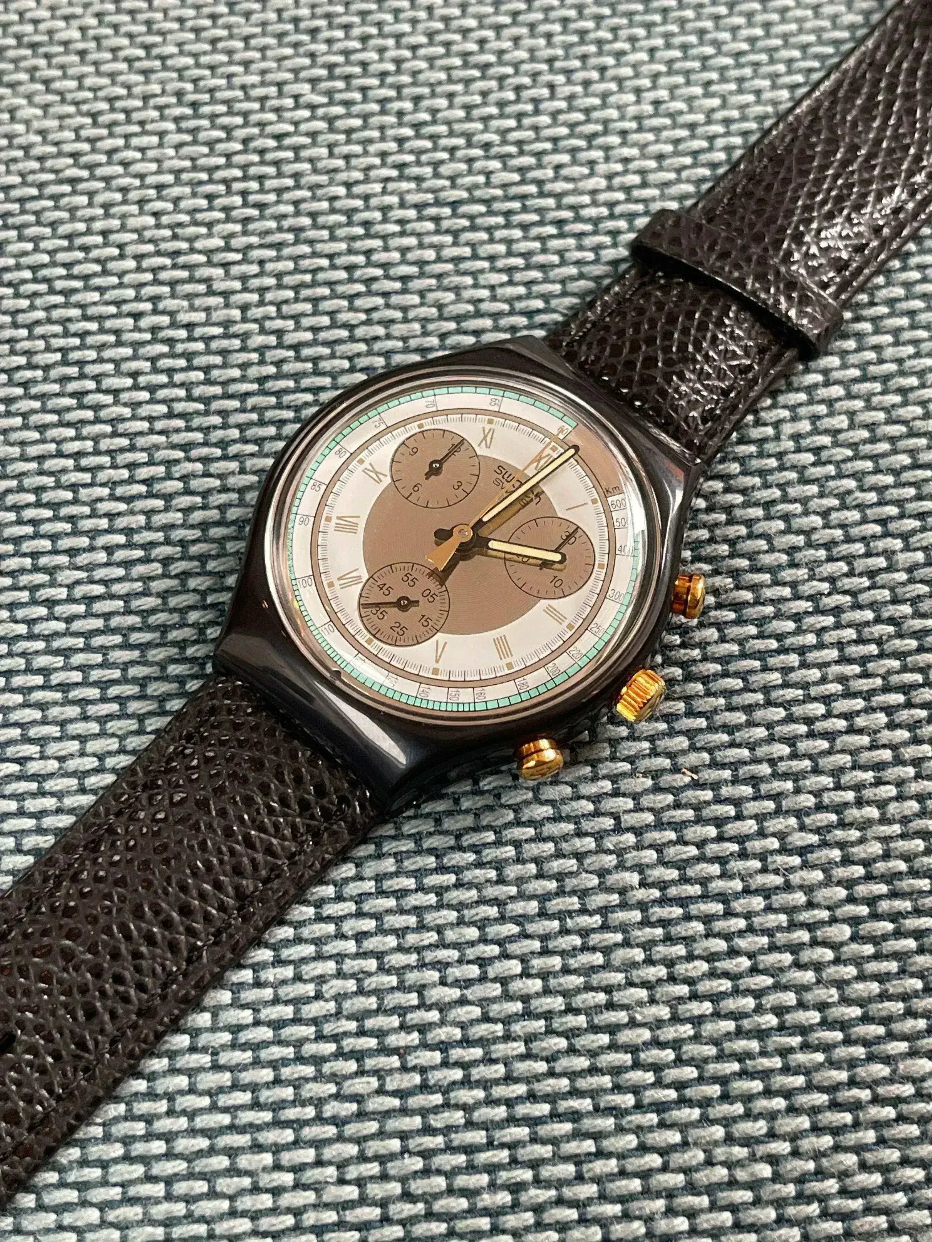 Swatch - Colassal - 1990s - Atelier Victor