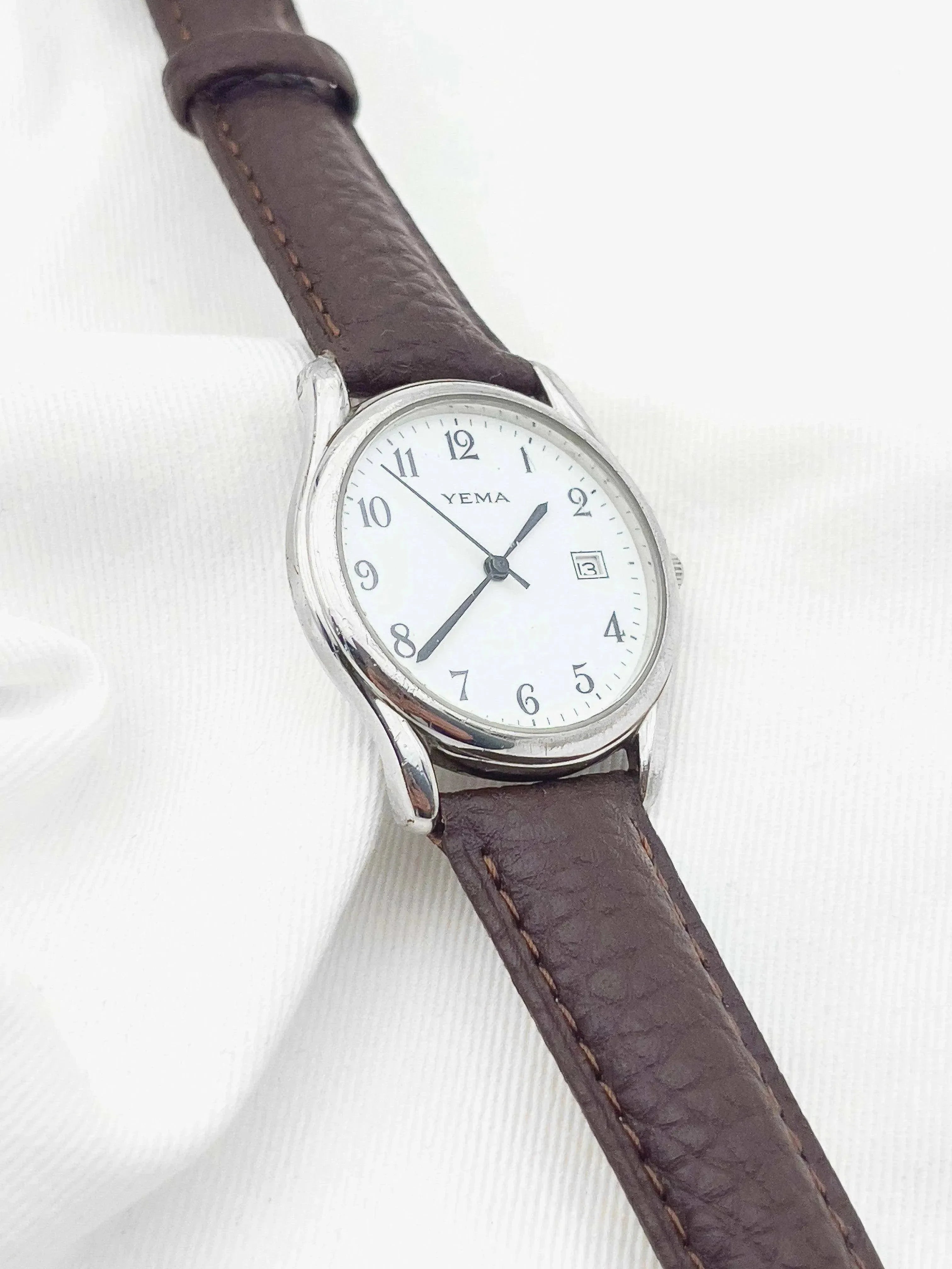 Yema - Cadran Blanc Boîtier Acier Date - 1990s - Atelier Victor - Vintage Shop