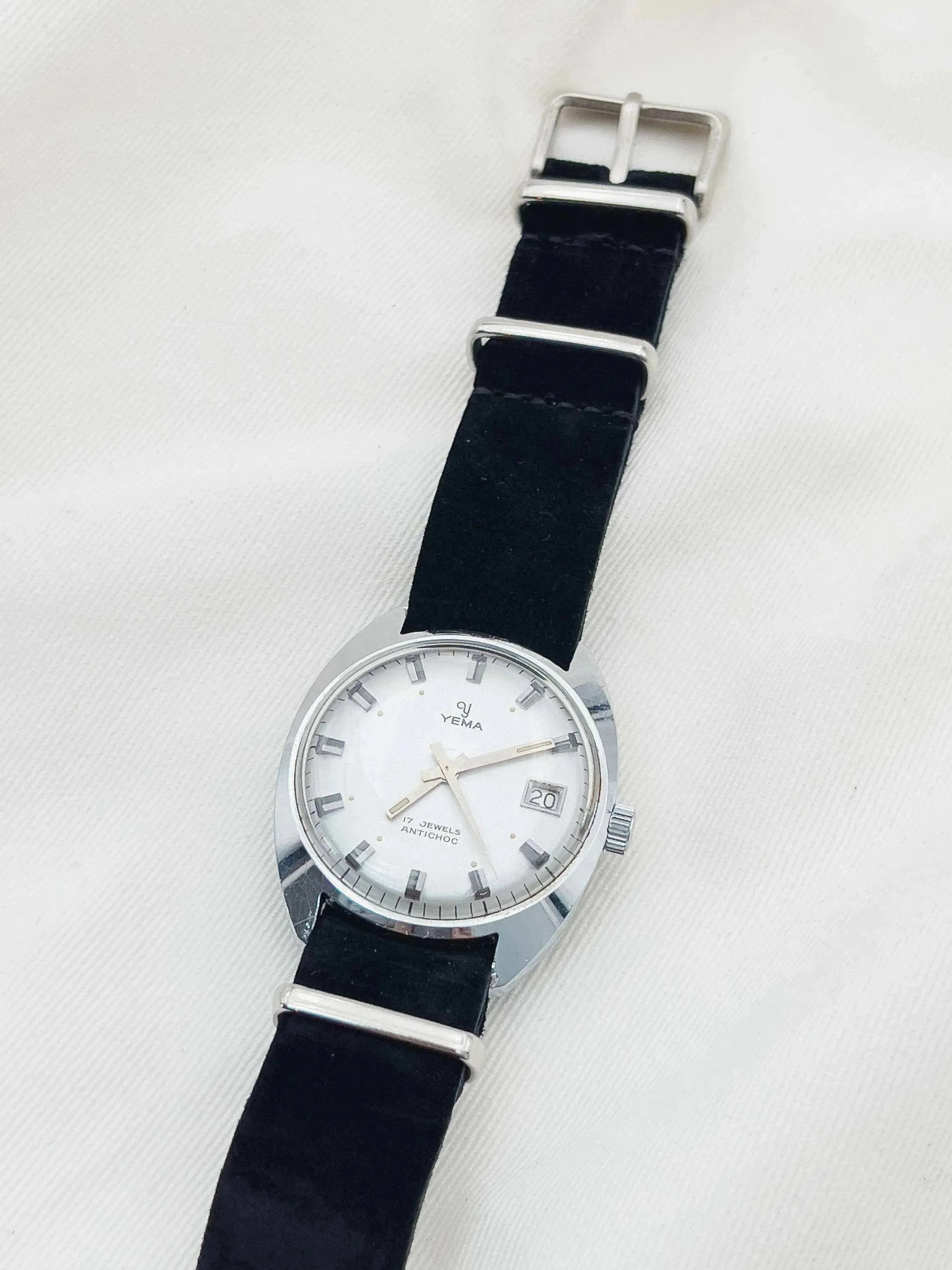 Yema - Dress Watch Acier Date nato - 1960s - Atelier Victor - Vintage Shop