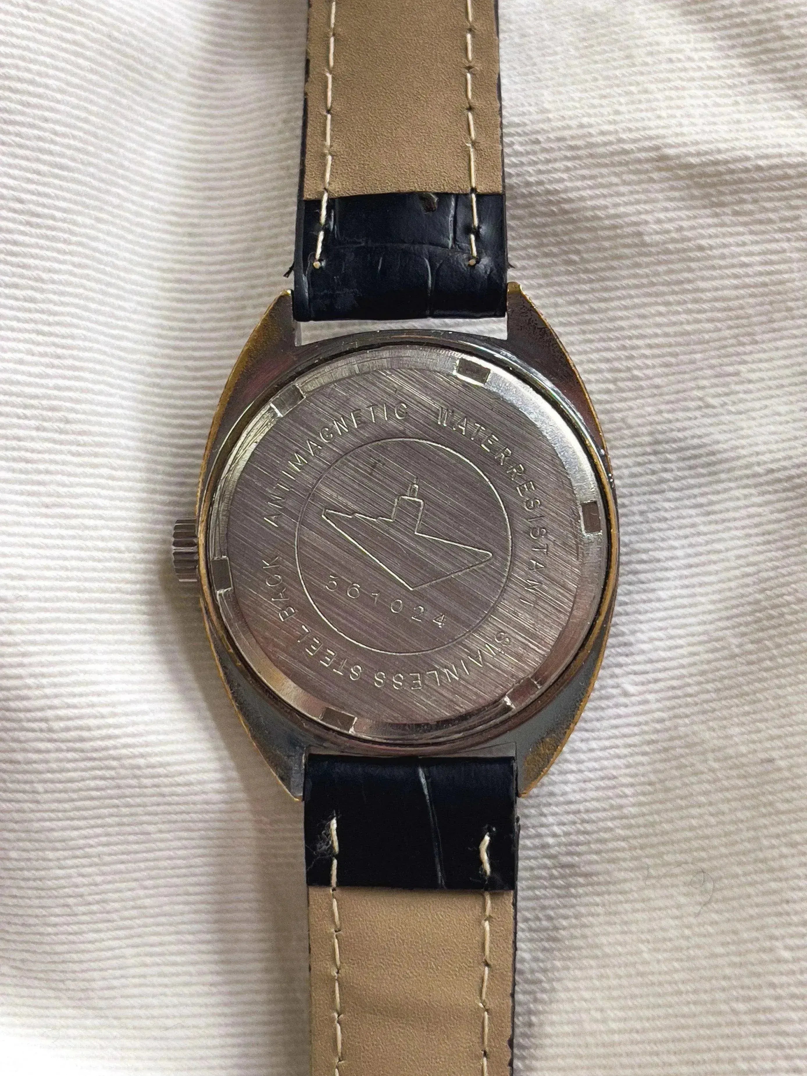 Yema - Plongeuse Tropical Petite-Seconde Date - 1970s - Atelier Victor