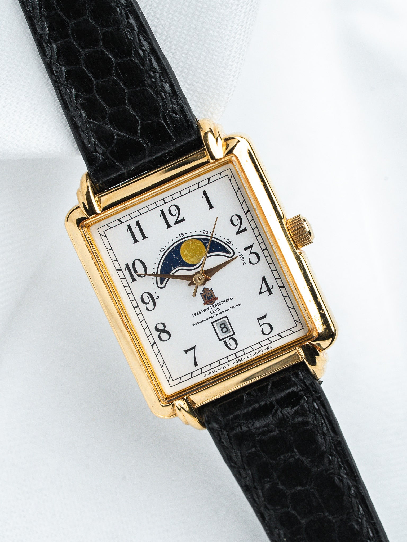 Vintage Free Way Traditional Club watch, gold case, white dial, black leather strap