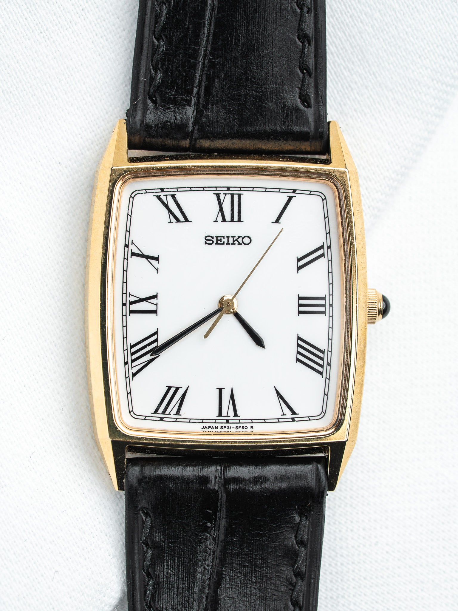 Seiko 5P31-5E10 Tonneau Plaqué Or — Cadran Blanc Romain (1990)