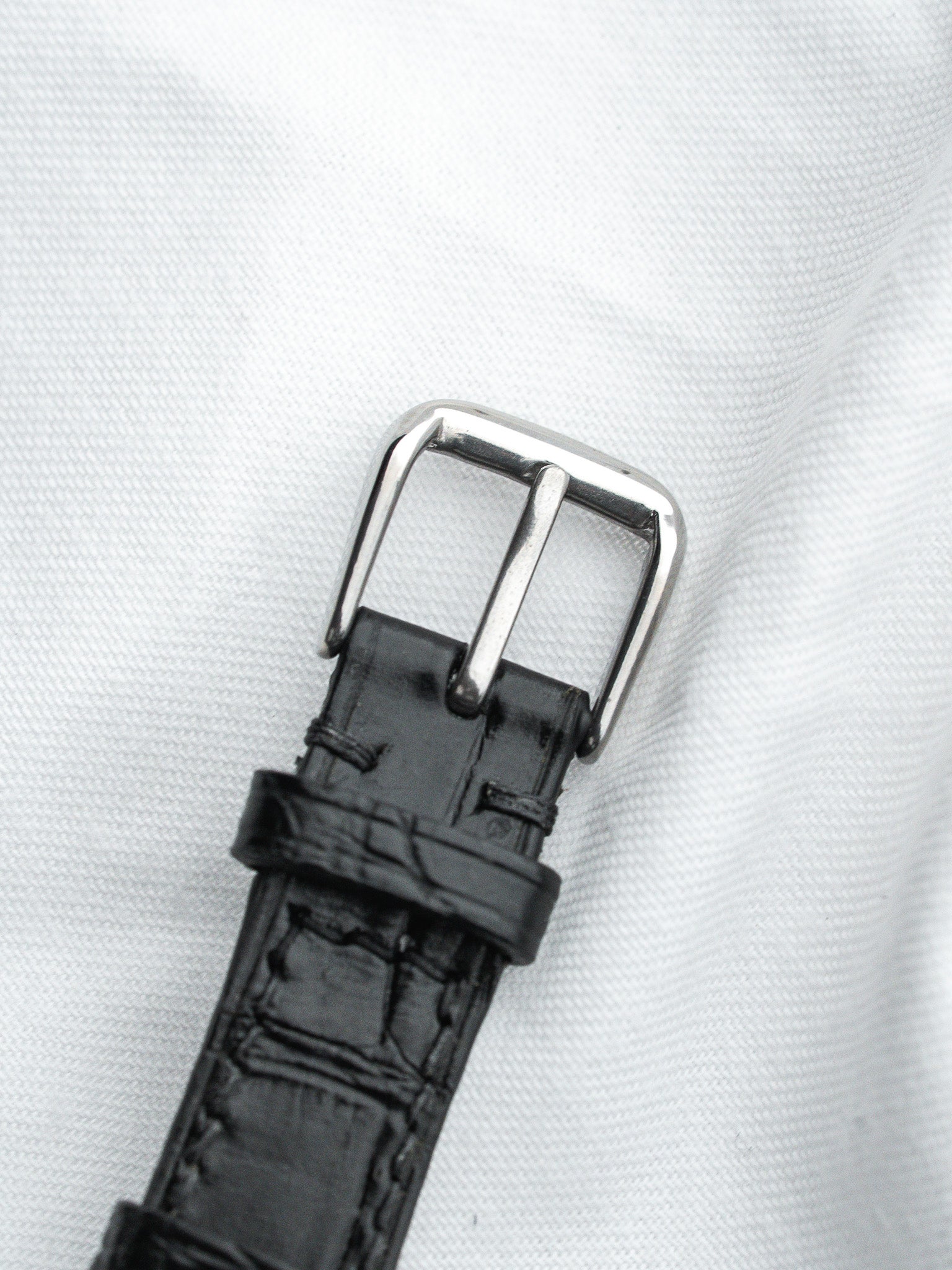 Seiko V701-5E20 Tank White Arabic Dial | Atelier Victor