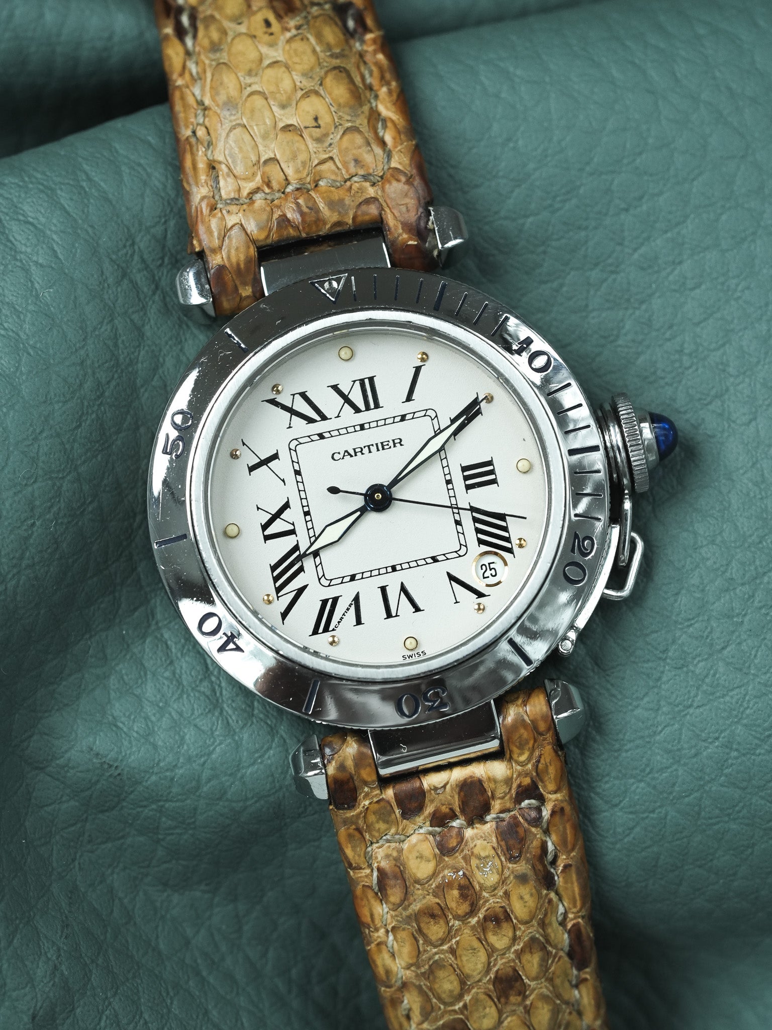 Montre Cartier Pasha Vintage - R4010 Acier 35.5mm Crème Serpent (Années 2000)