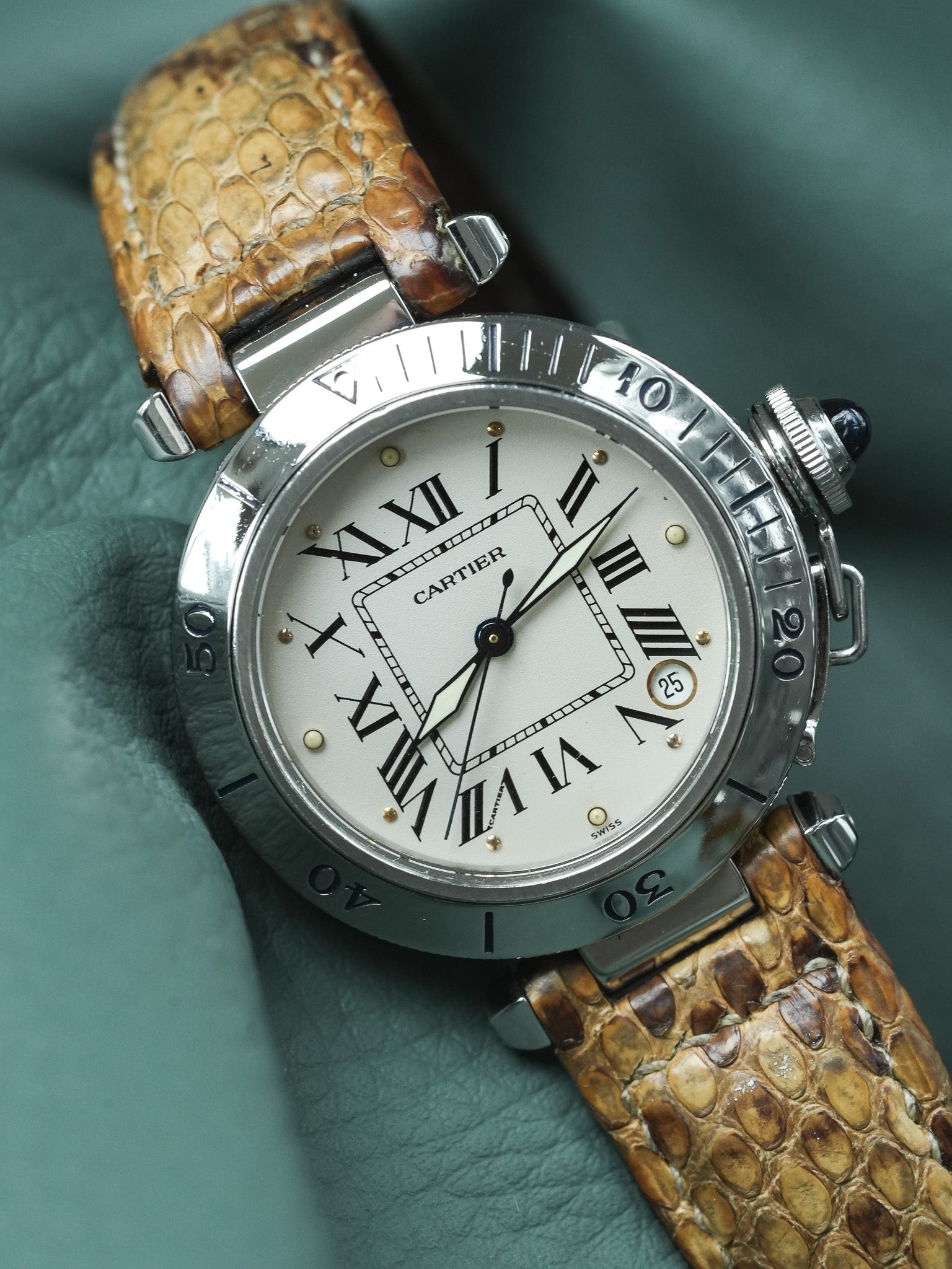 Montre Cartier Pasha Vintage - R4010 Acier 35.5mm Crème Serpent (Années 2000)