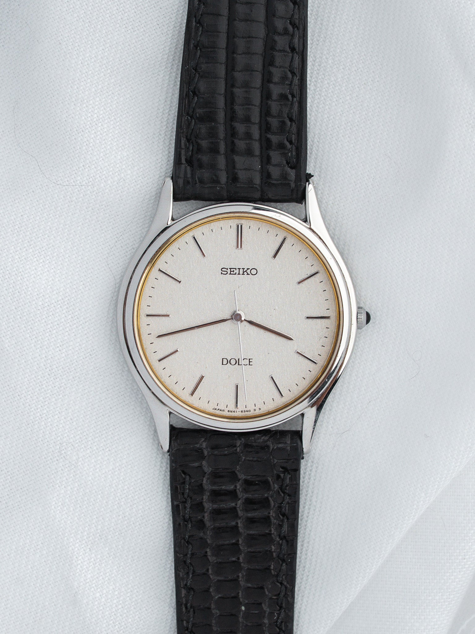 ساعة Seiko فينتاج Dolce 8N41-6340 — ميناء فضي (1990s) 